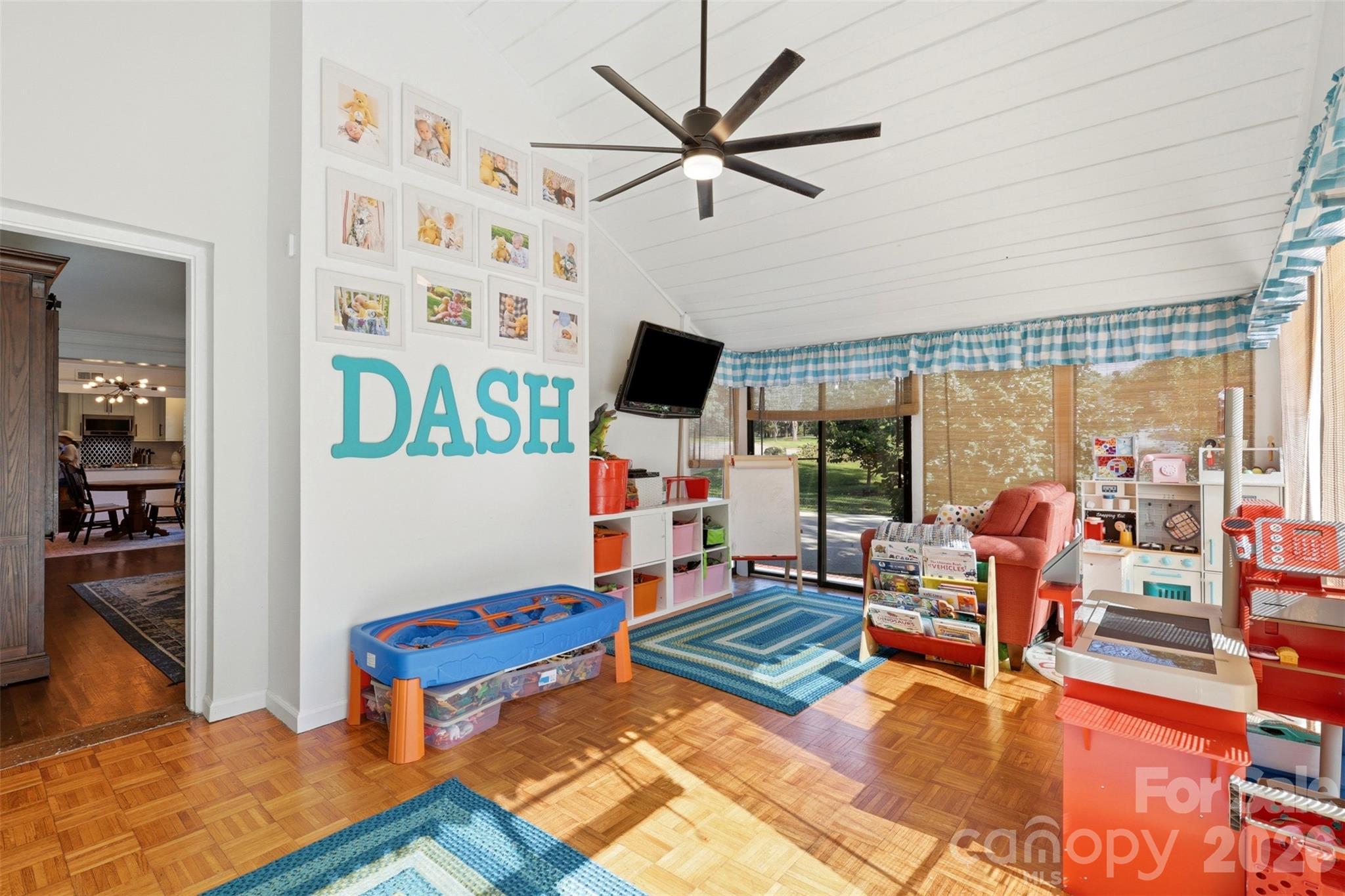 2201 Armstrong Park Drive — Gastonia