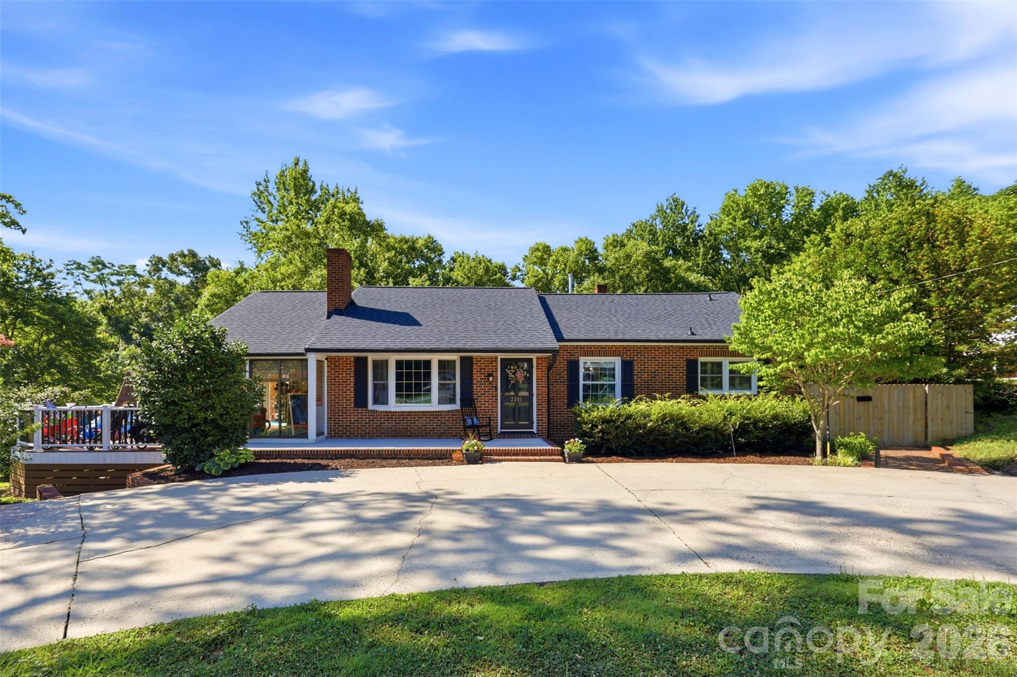 2201 Armstrong Park Drive — Gastonia