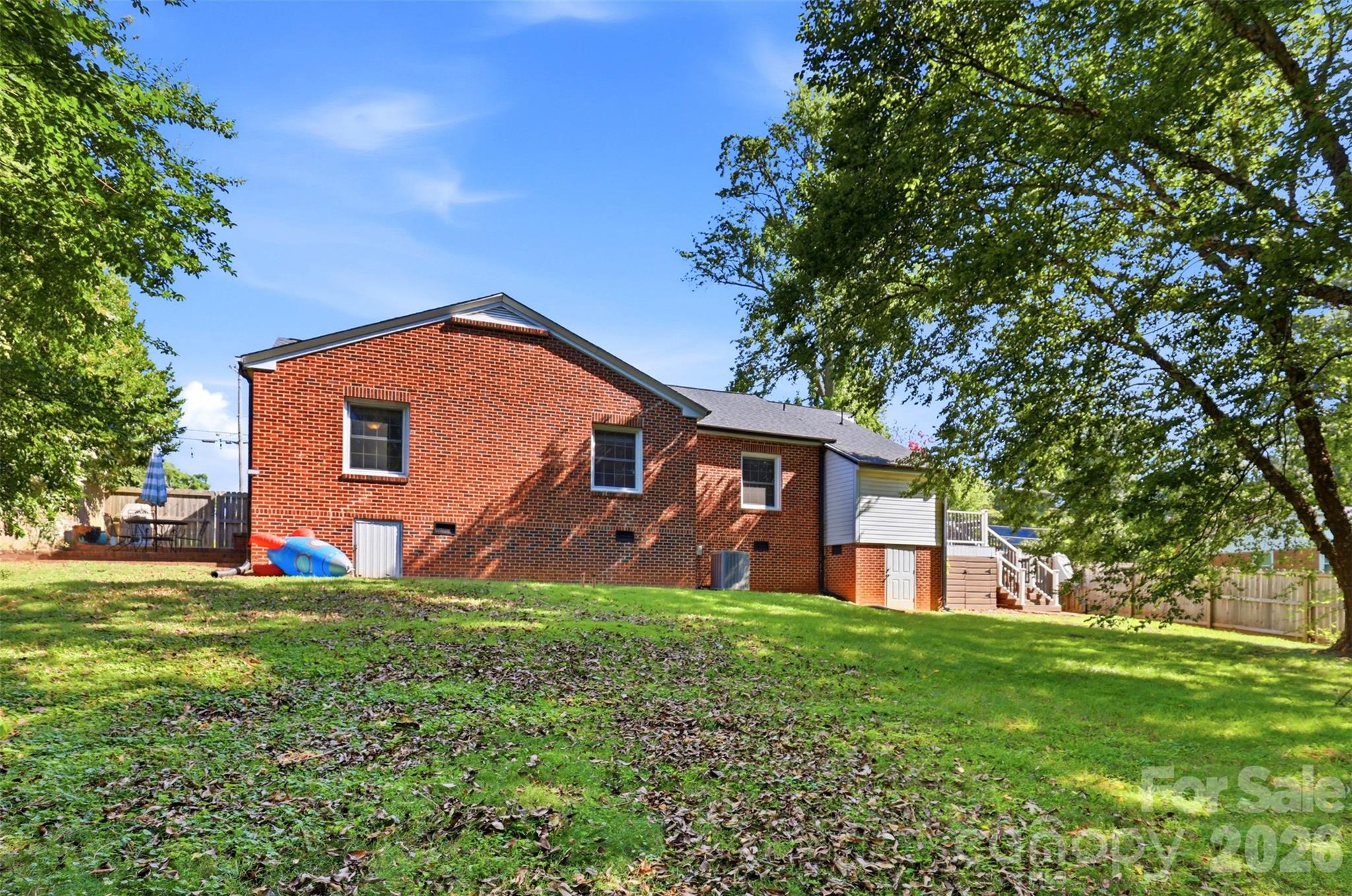 2201 Armstrong Park Drive — Gastonia