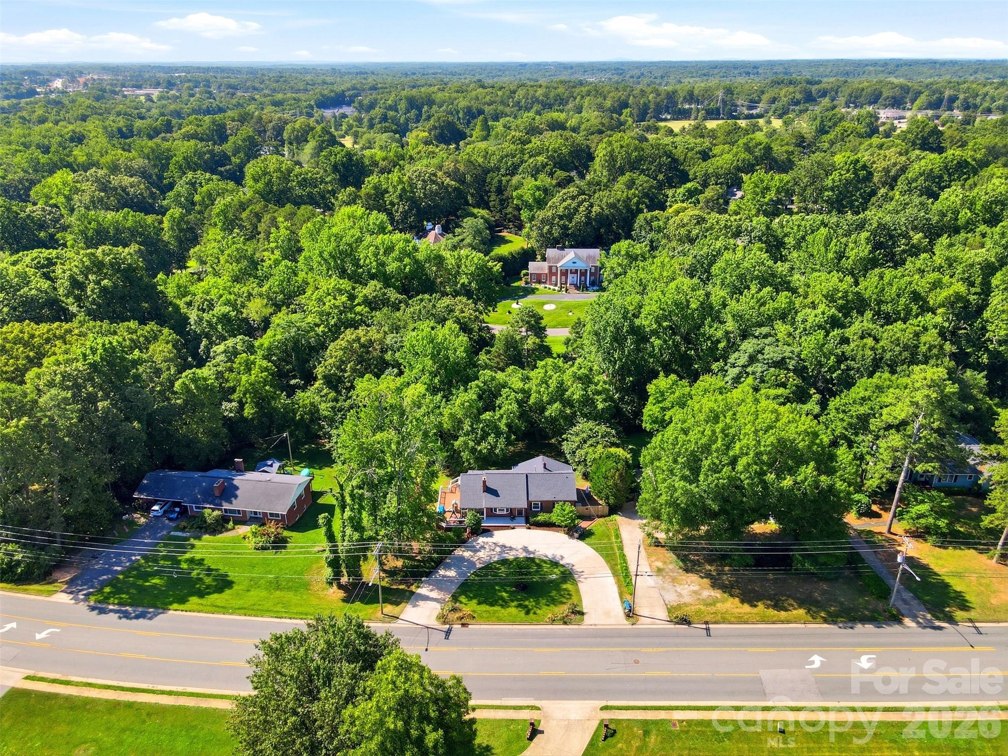2201 Armstrong Park Drive — Gastonia