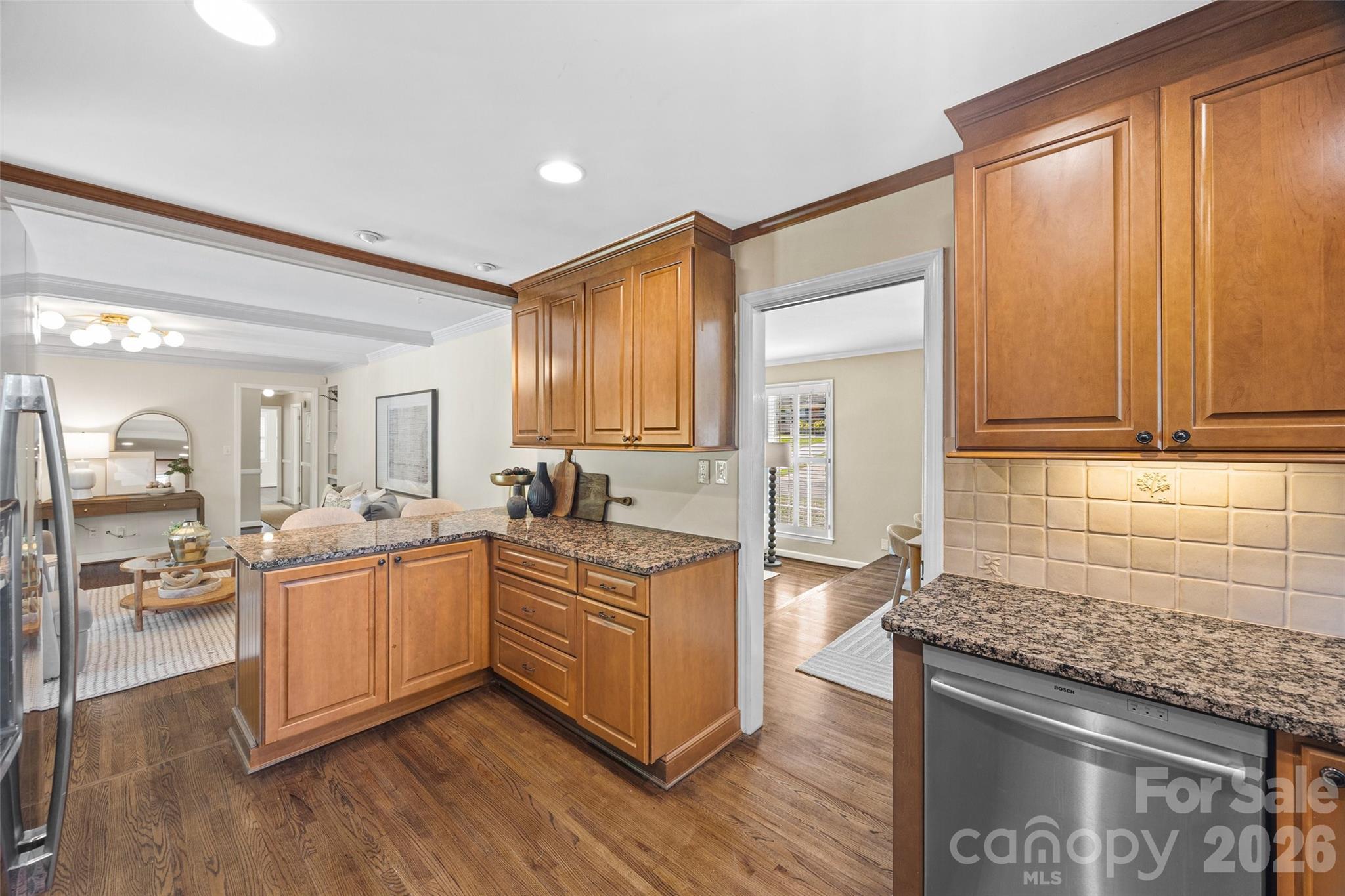 3826 Severn Avenue — Charlotte