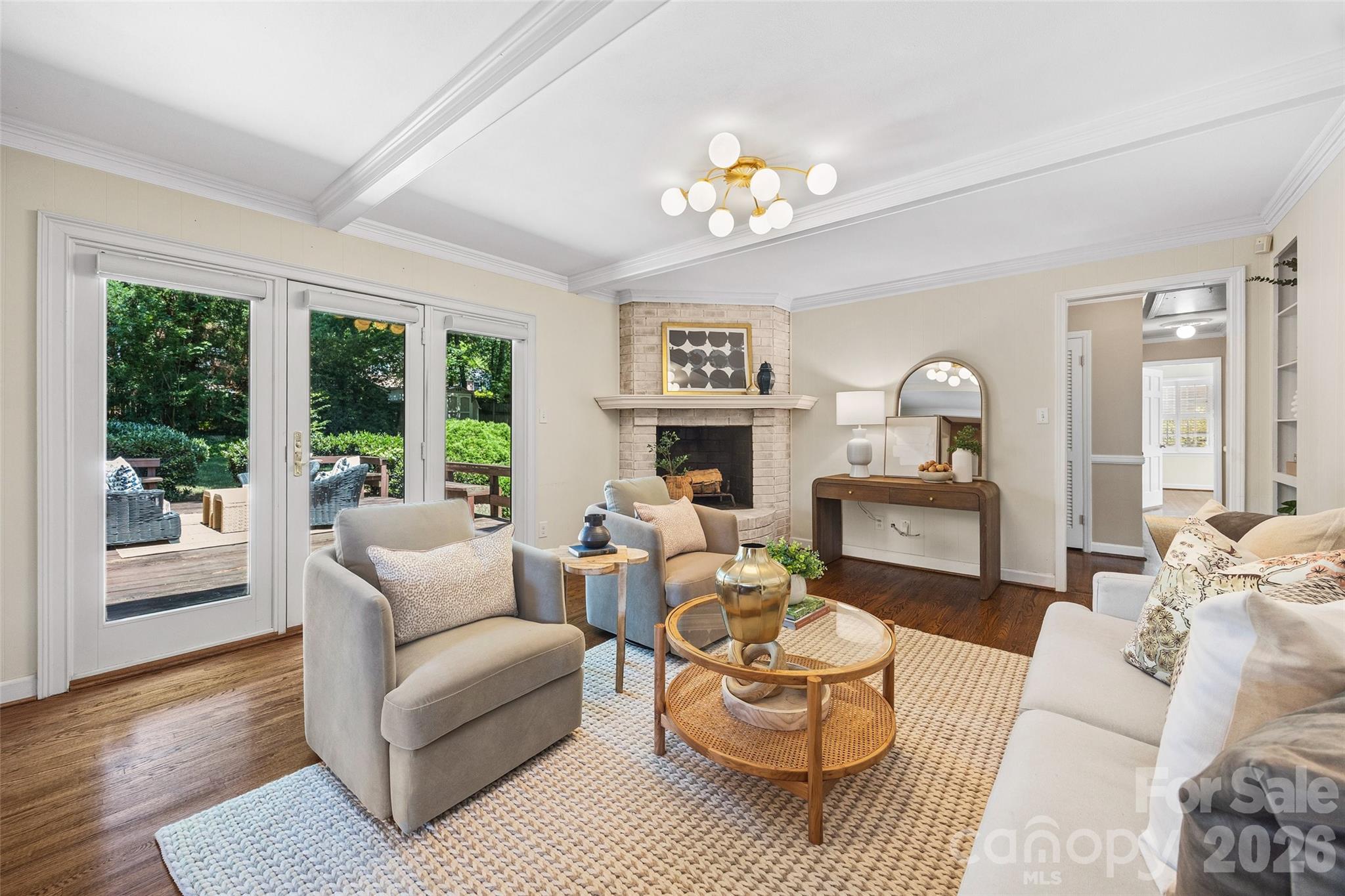 3826 Severn Avenue — Charlotte