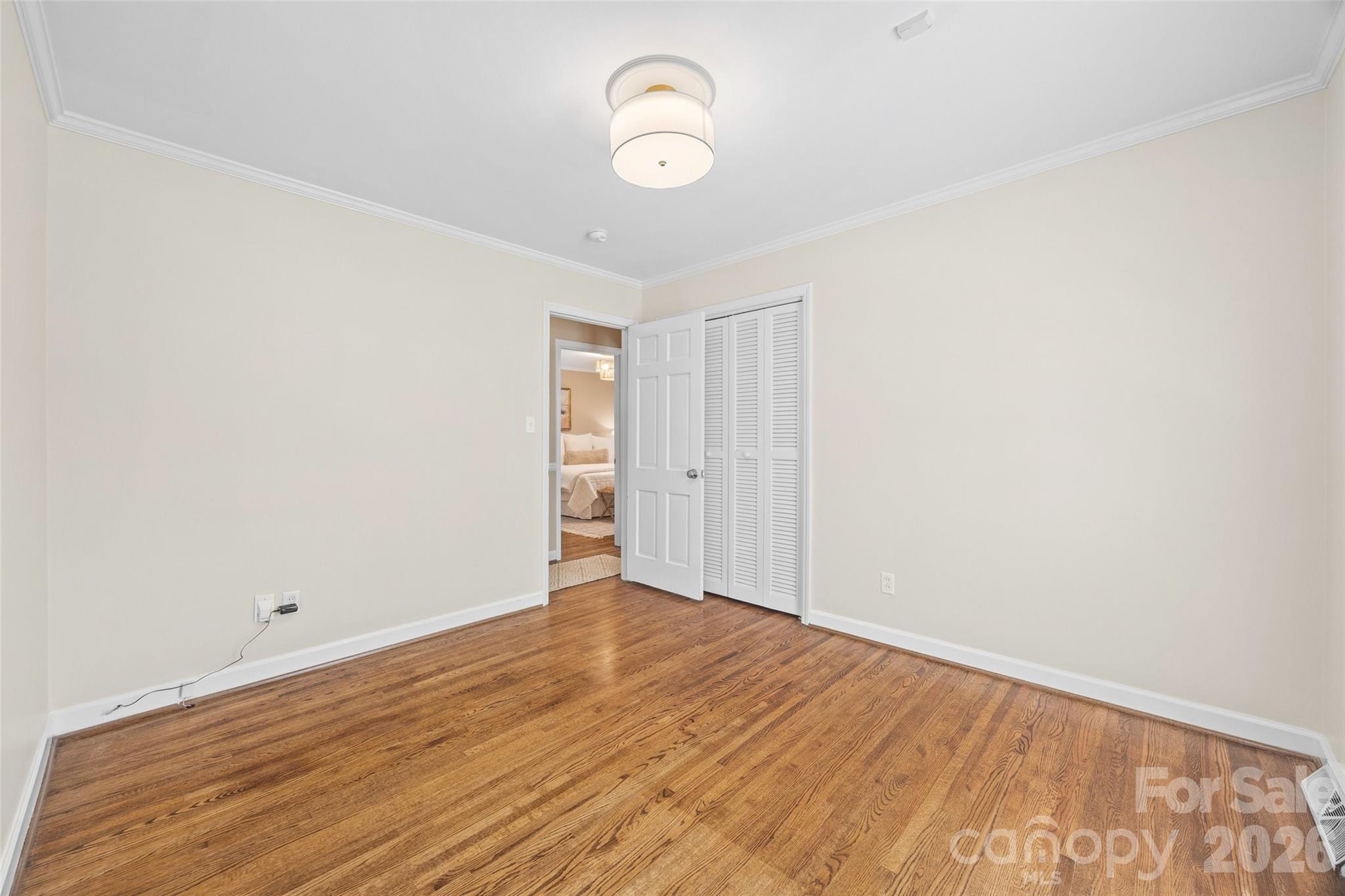 3826 Severn Avenue — Charlotte