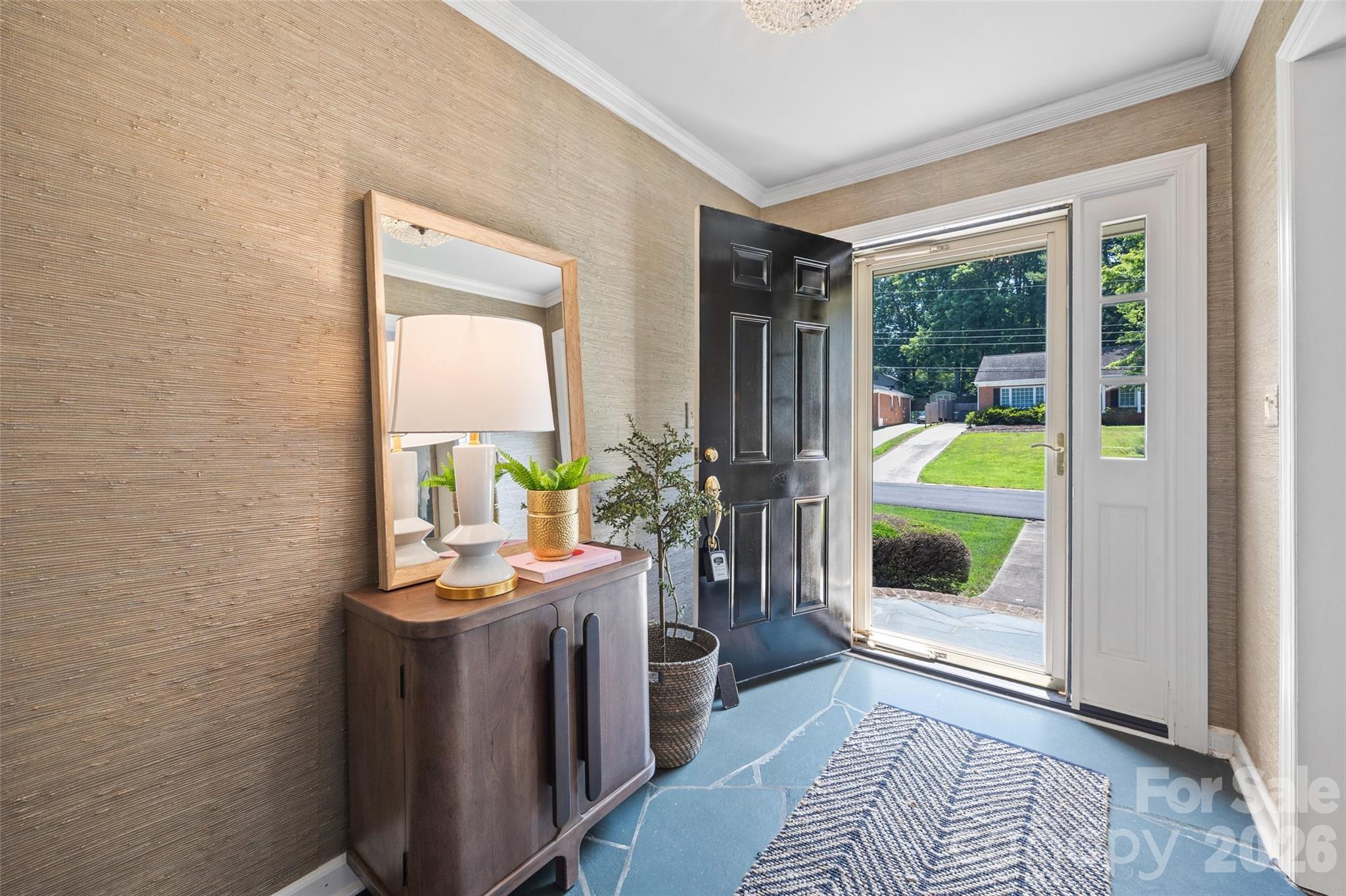 3826 Severn Avenue — Charlotte