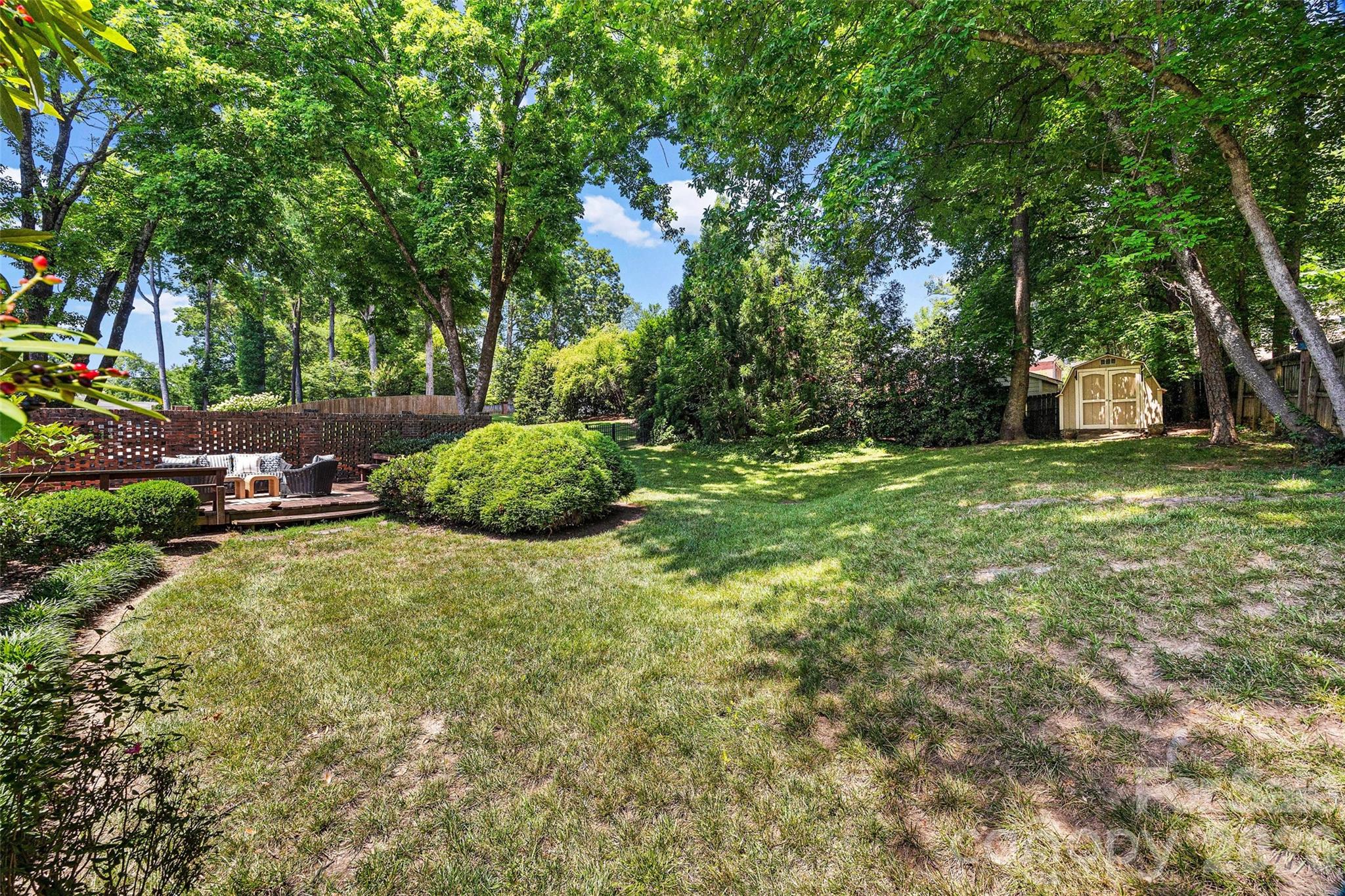 3826 Severn Avenue — Charlotte