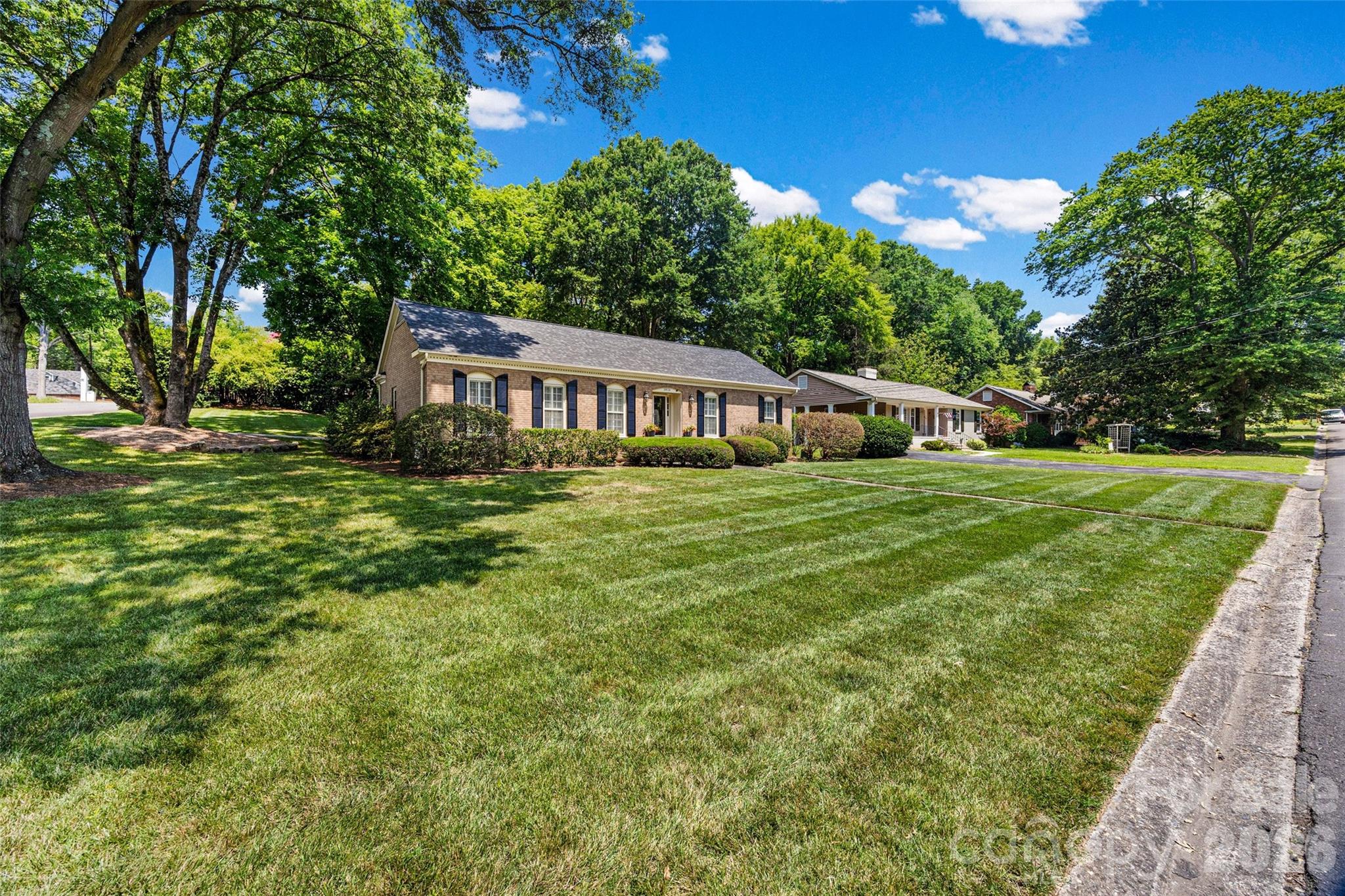 3826 Severn Avenue — Charlotte
