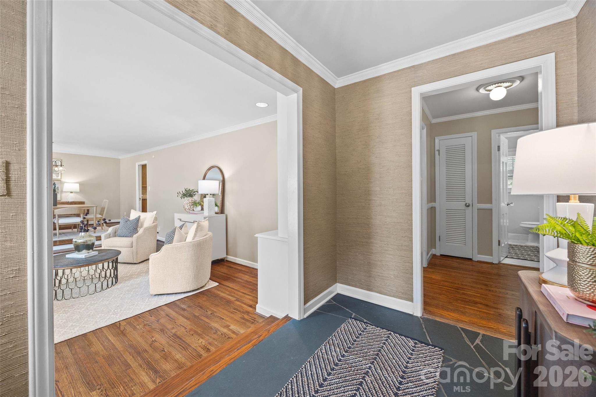 3826 Severn Avenue — Charlotte