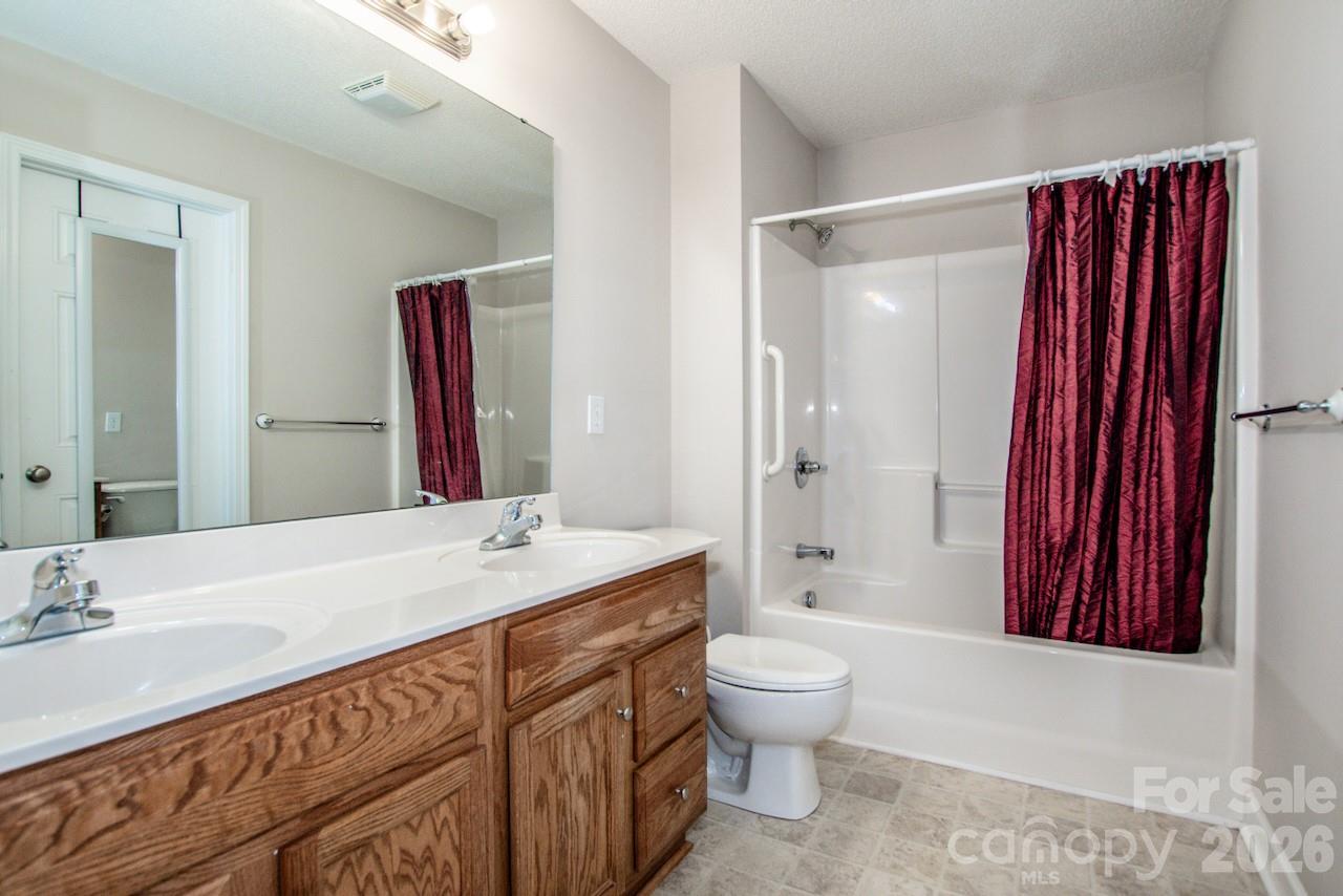 104 Birch Court — China Grove