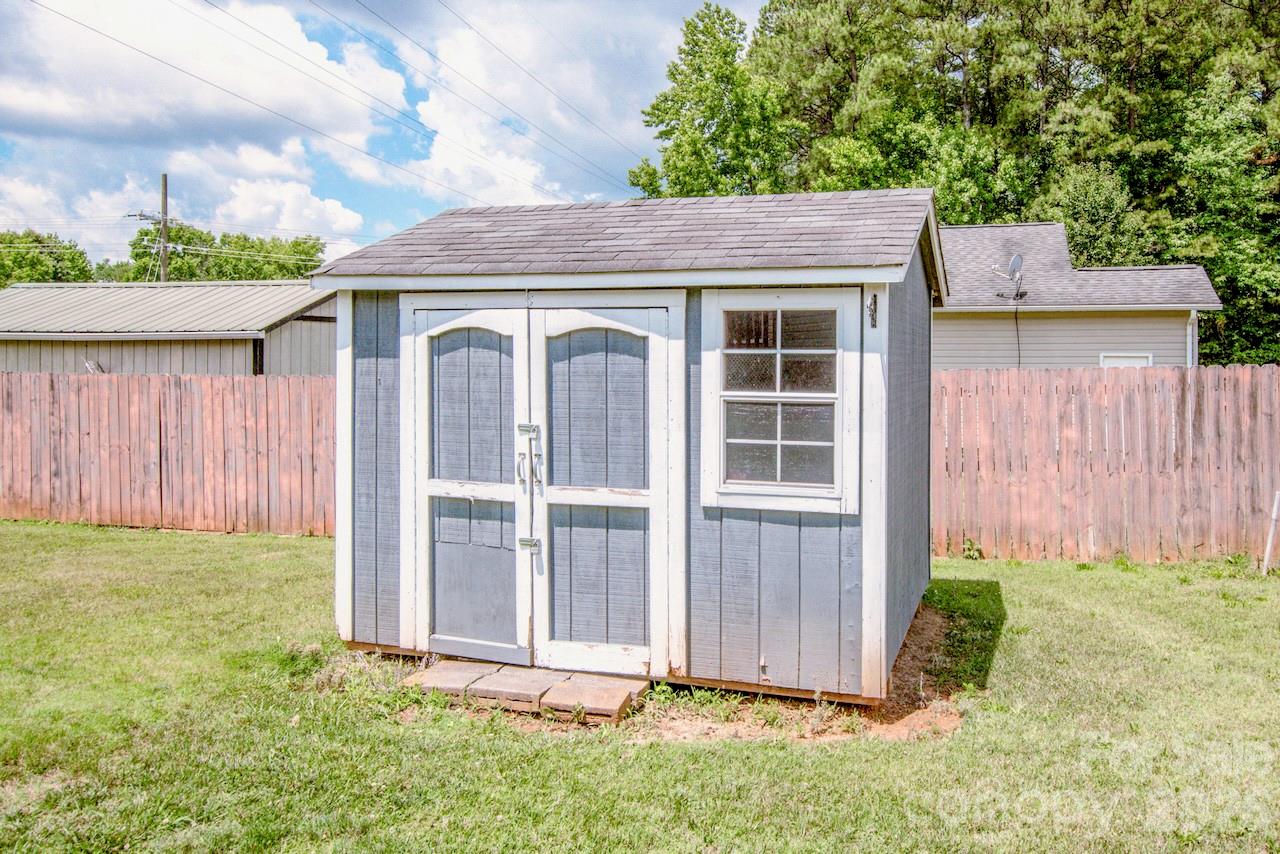 104 Birch Court — China Grove
