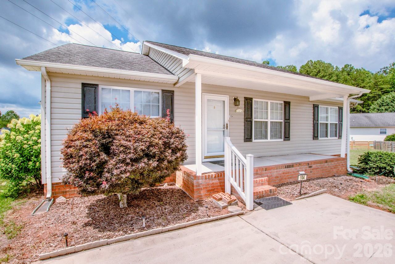 104 Birch Court — China Grove