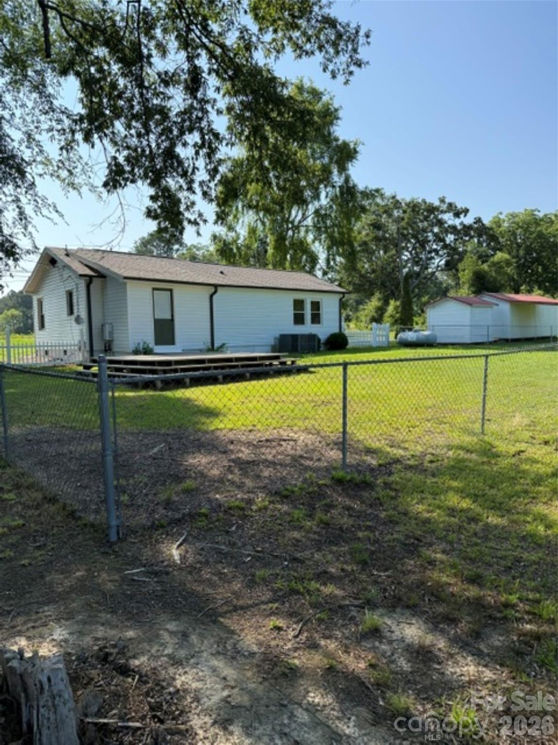 9697 Hwy 52 Highway N — Wadesboro