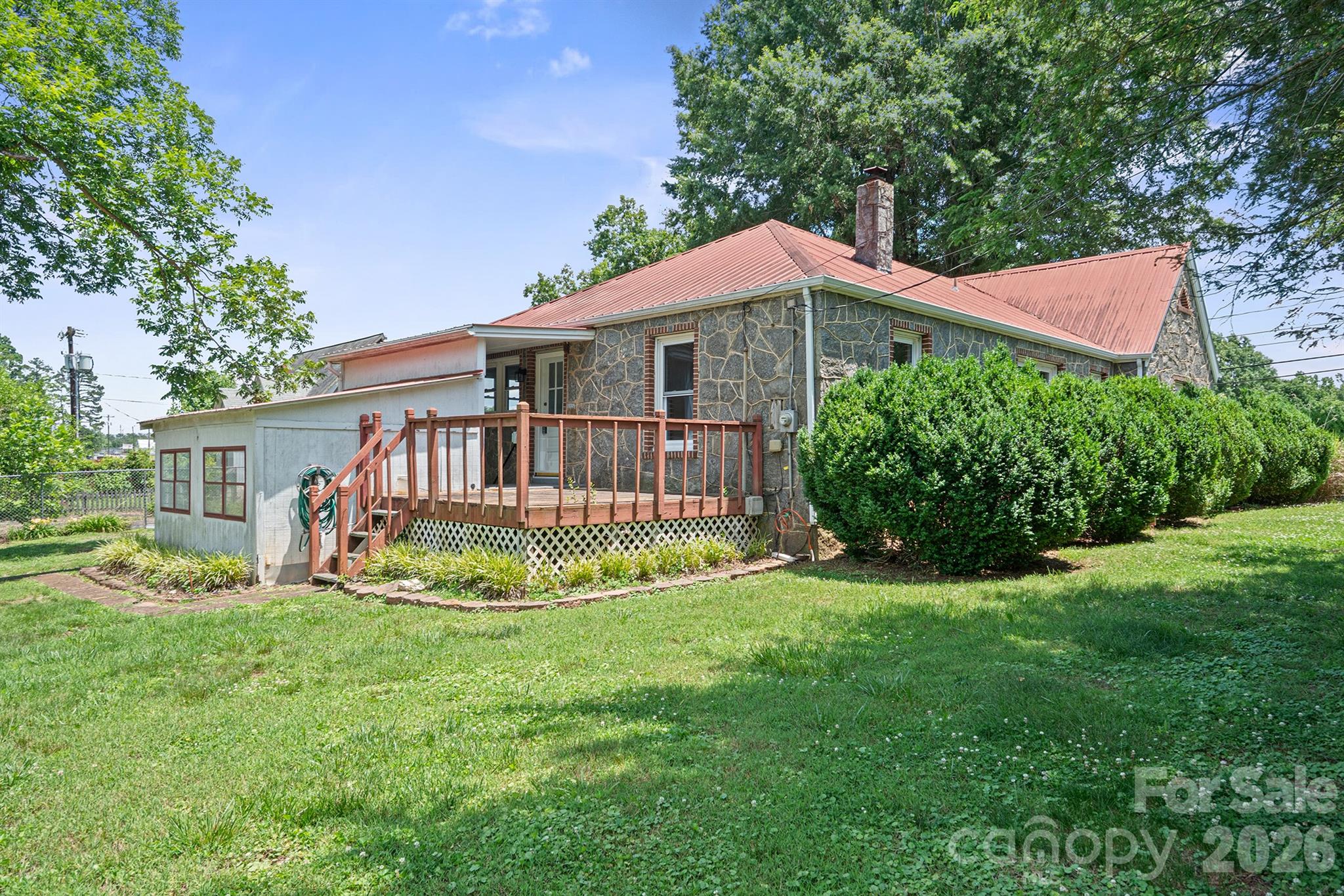 3219 US 70 Highway E — Morganton