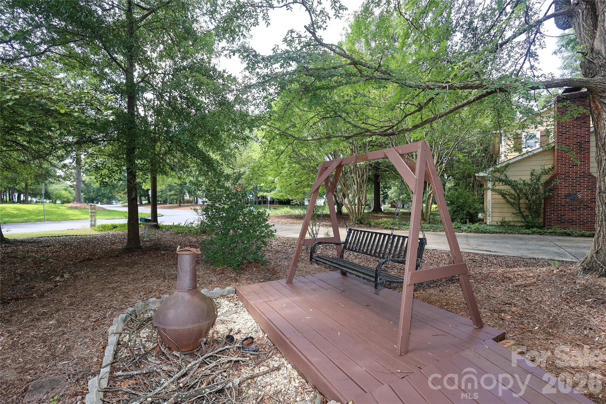 2248 Lawton Bluff Road — Charlotte