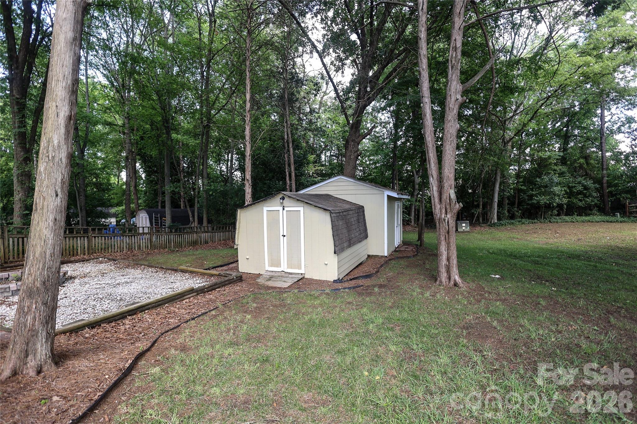 2248 Lawton Bluff Road — Charlotte
