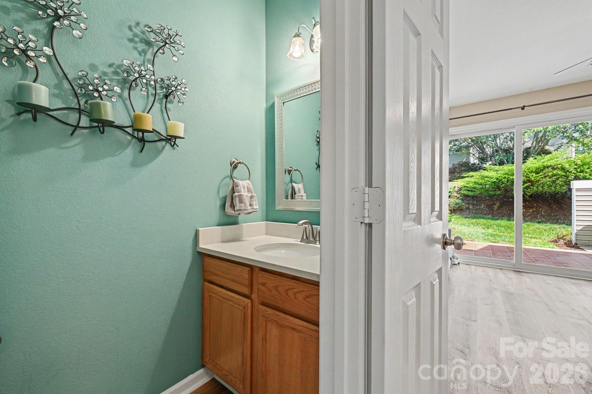 5338 Silabert Avenue — Charlotte