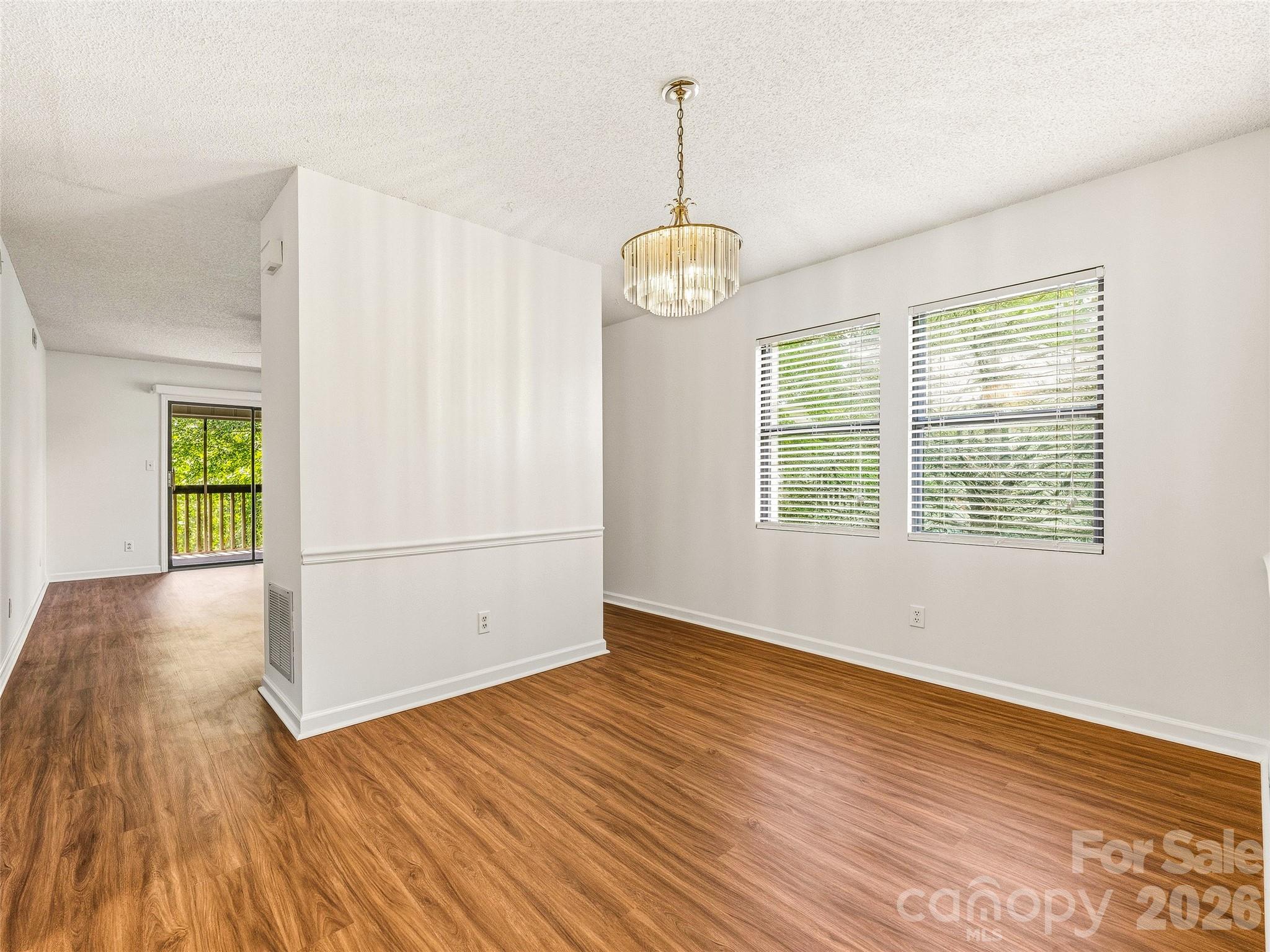 106 Abbey Circle — Asheville