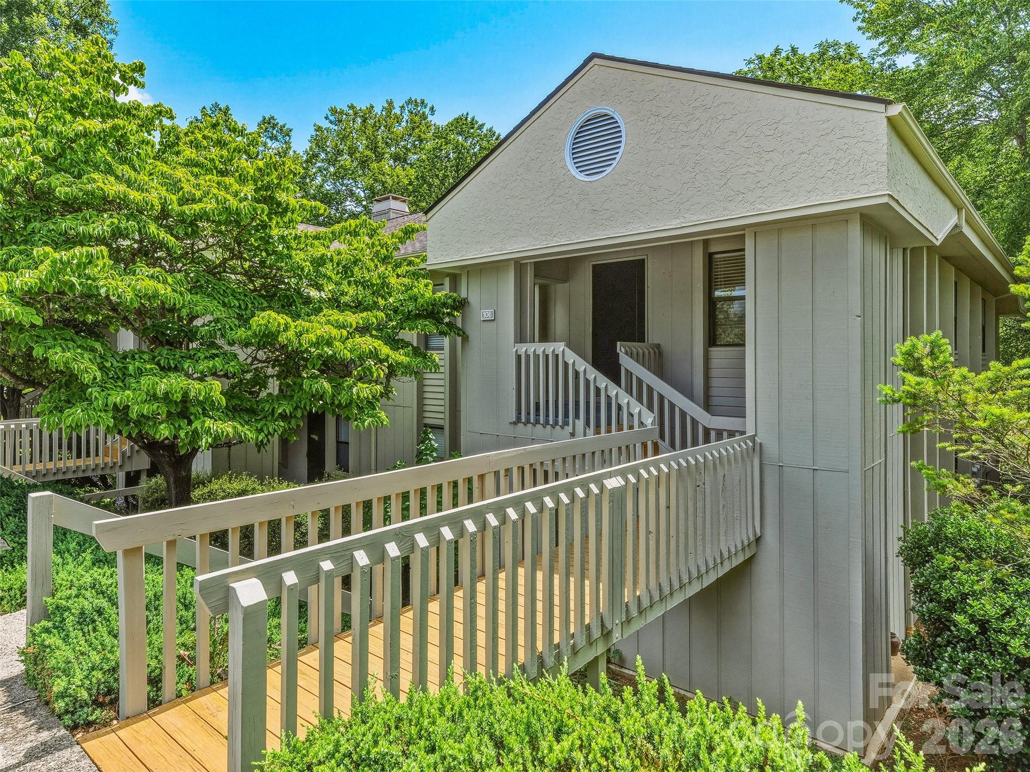 106 Abbey Circle — Asheville