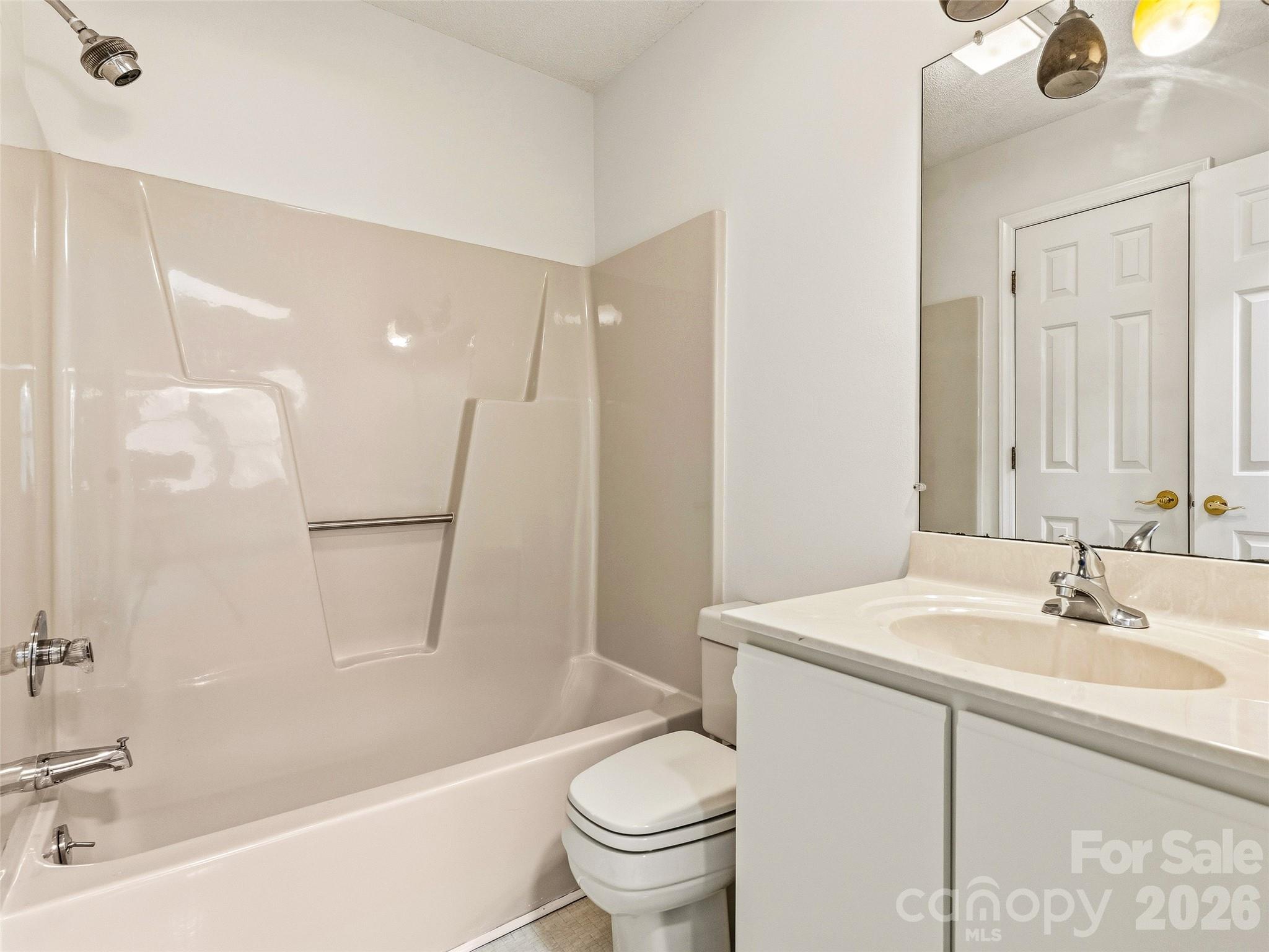 106 Abbey Circle — Asheville