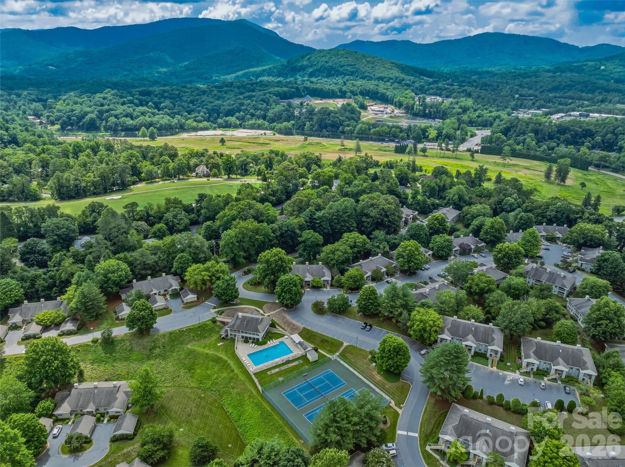 106 Abbey Circle — Asheville