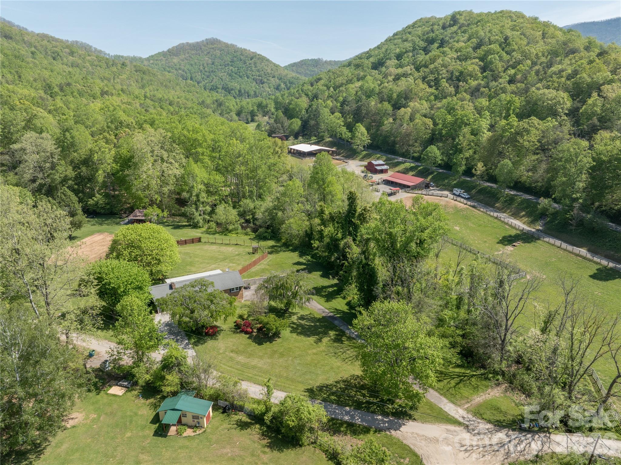 7 Lula Cove Road — Weaverville