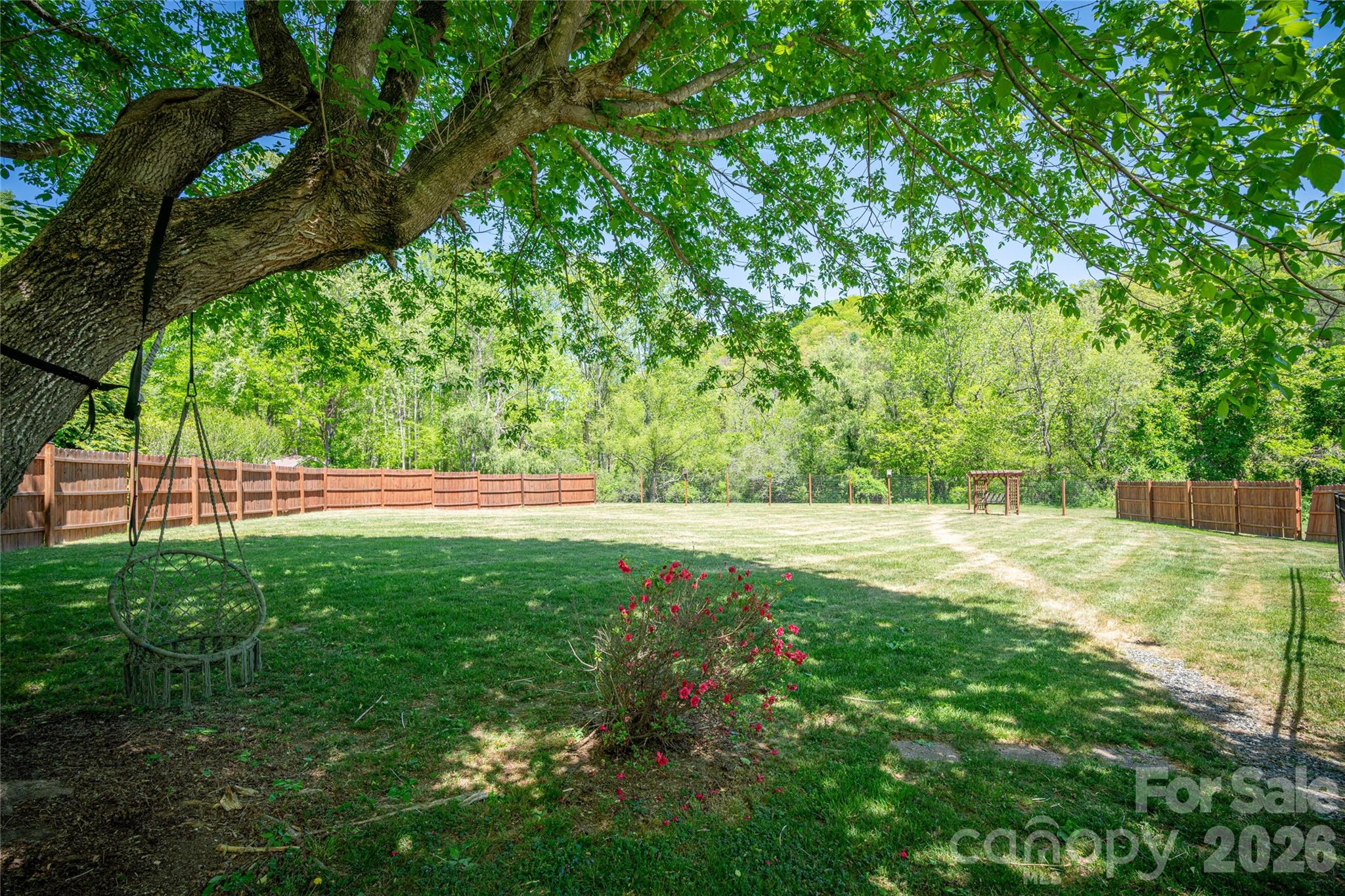 7 Lula Cove Road — Weaverville