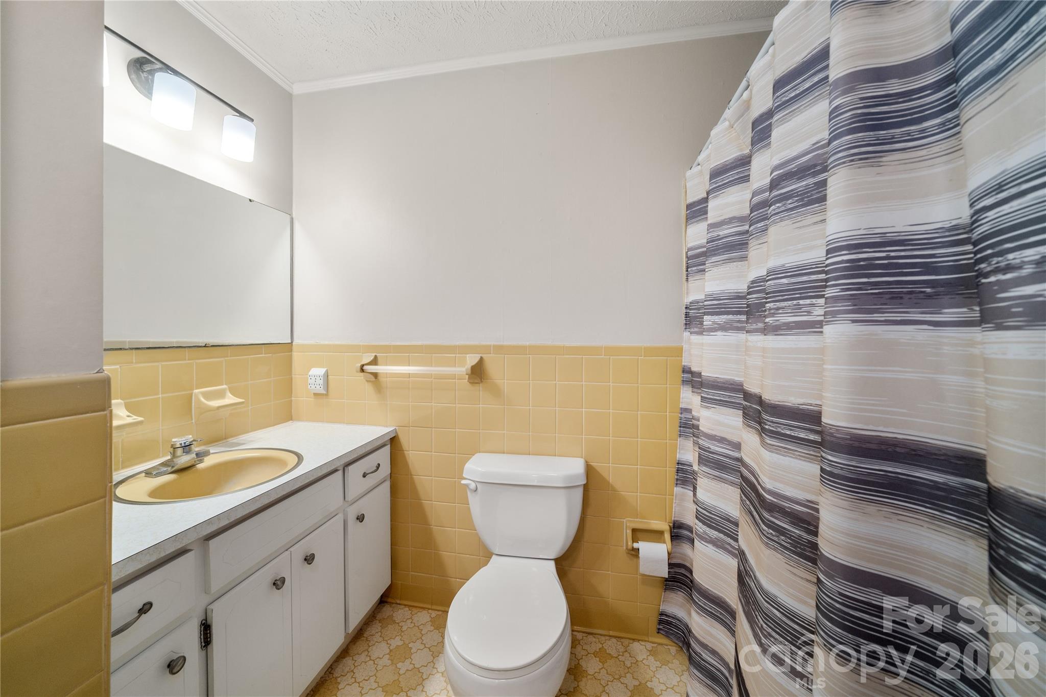 7 Lula Cove Road — Weaverville