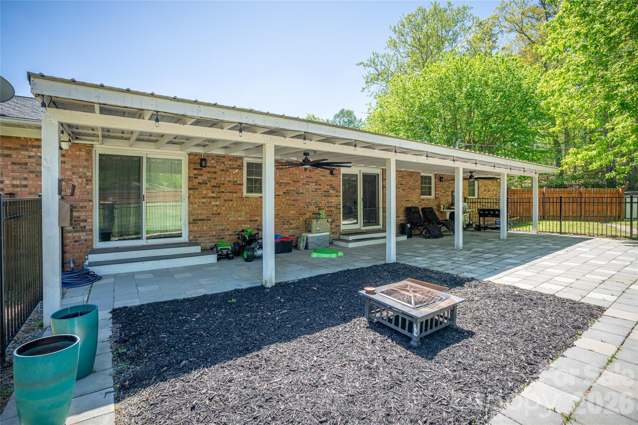 7 Lula Cove Road — Weaverville
