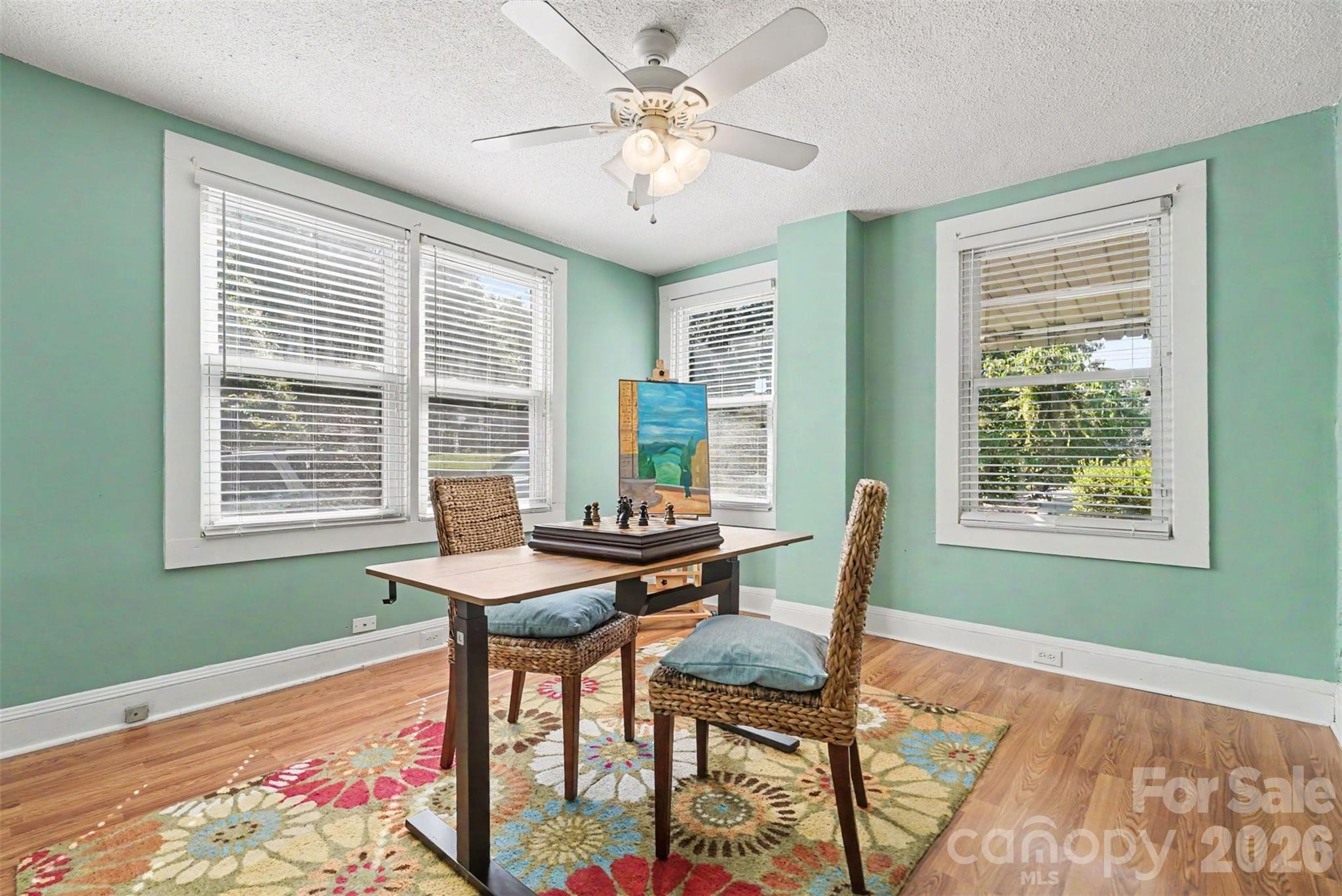 89 Hillcrest Avenue SE — Concord