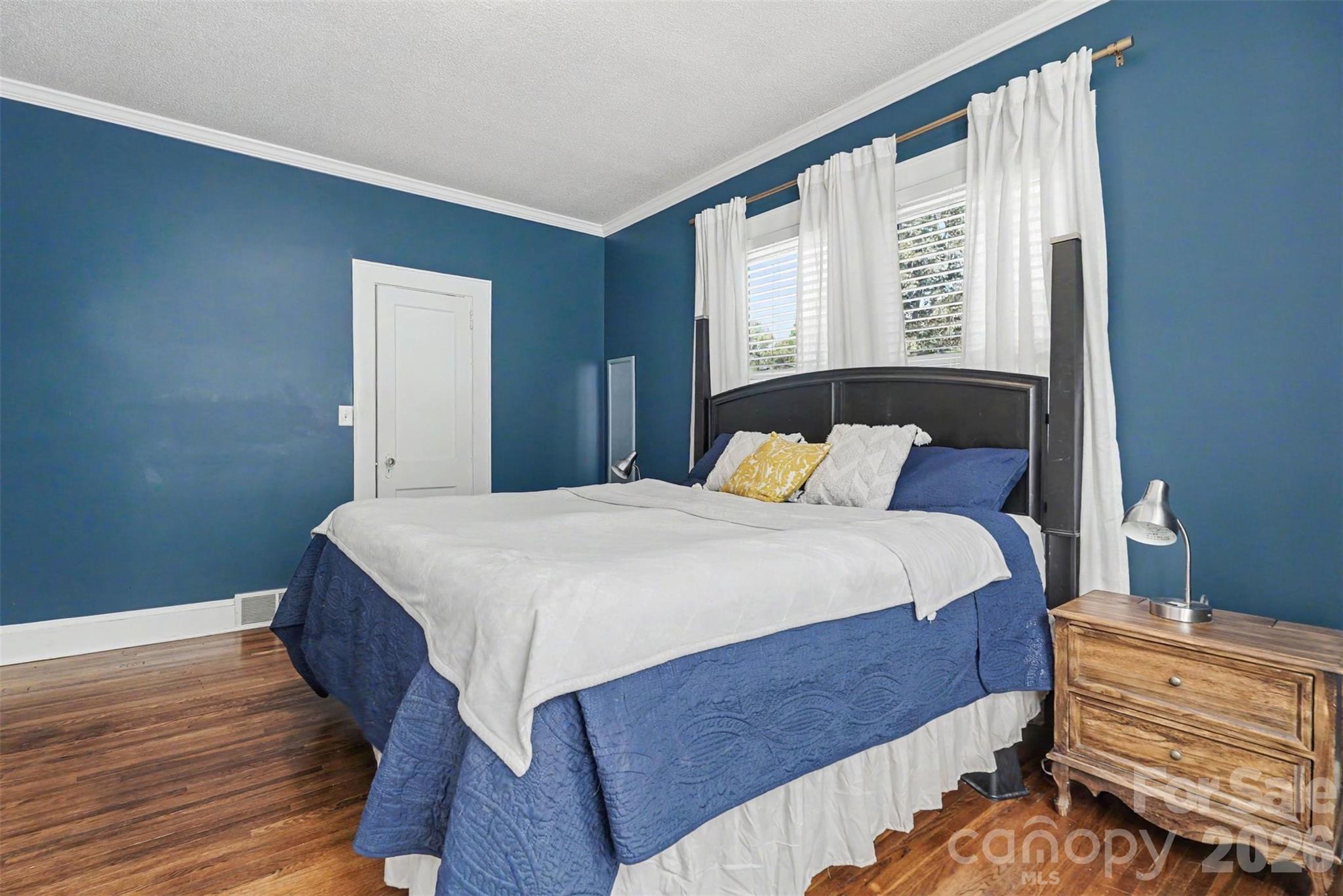 89 Hillcrest Avenue SE — Concord