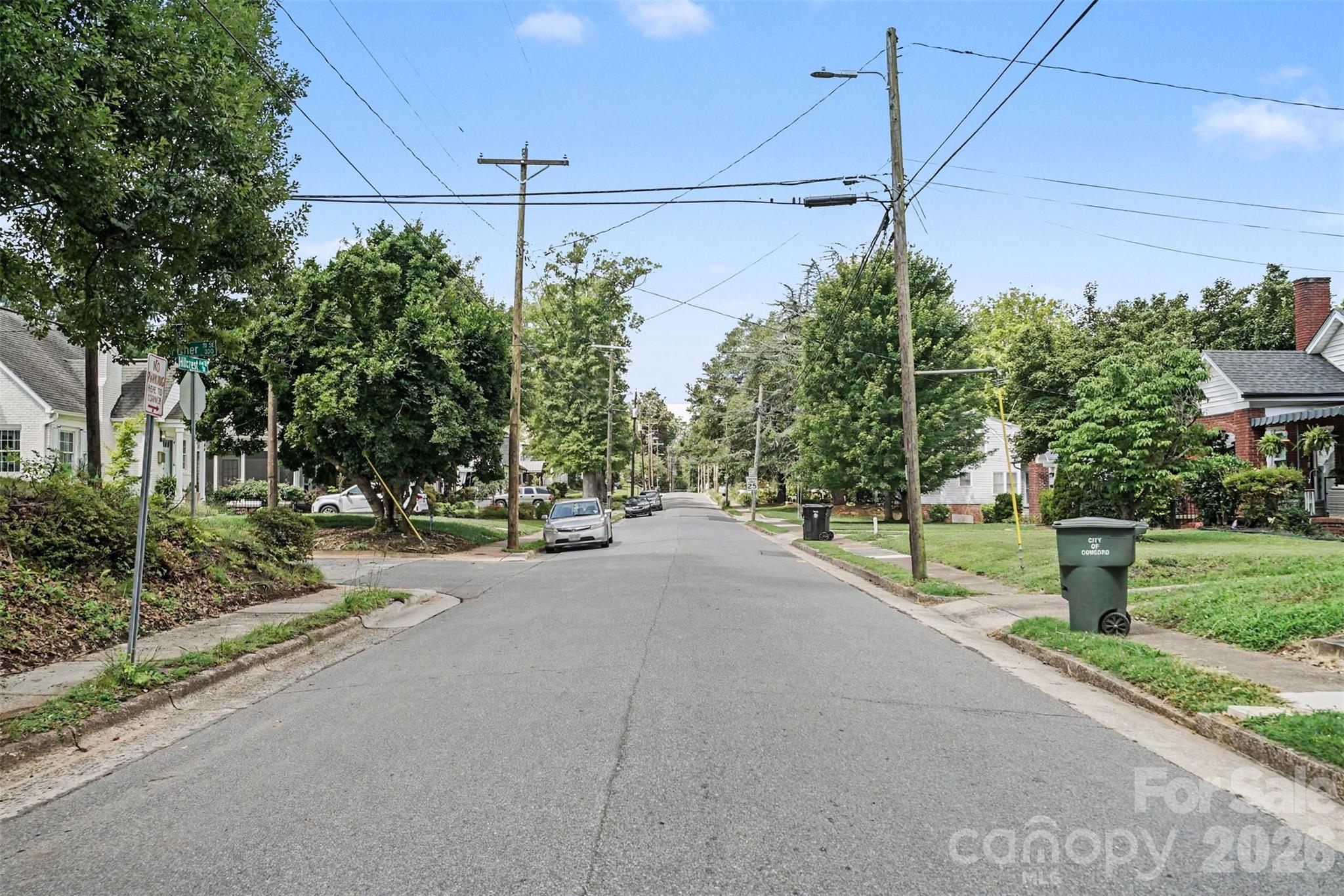 89 Hillcrest Avenue SE — Concord