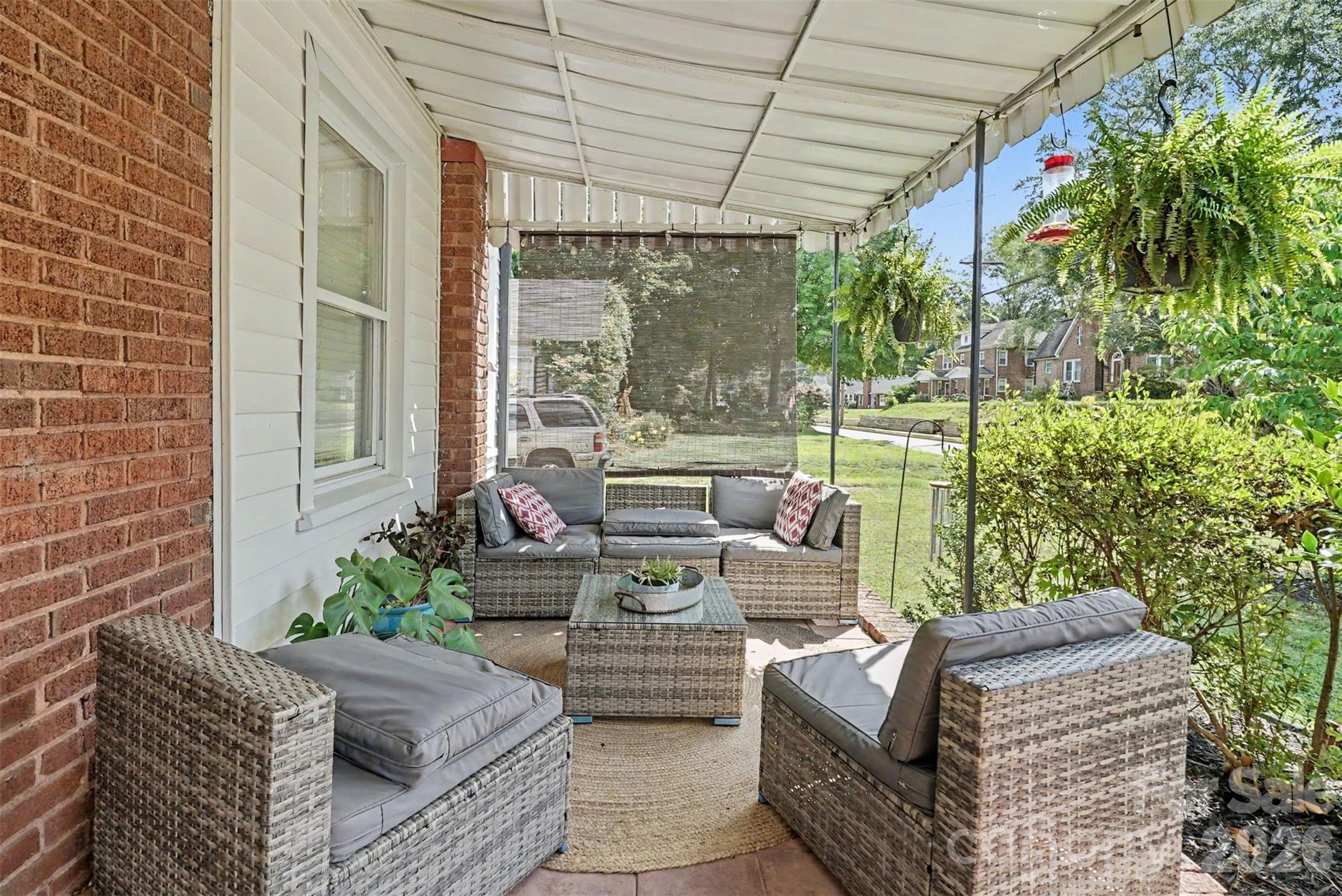 89 Hillcrest Avenue SE — Concord