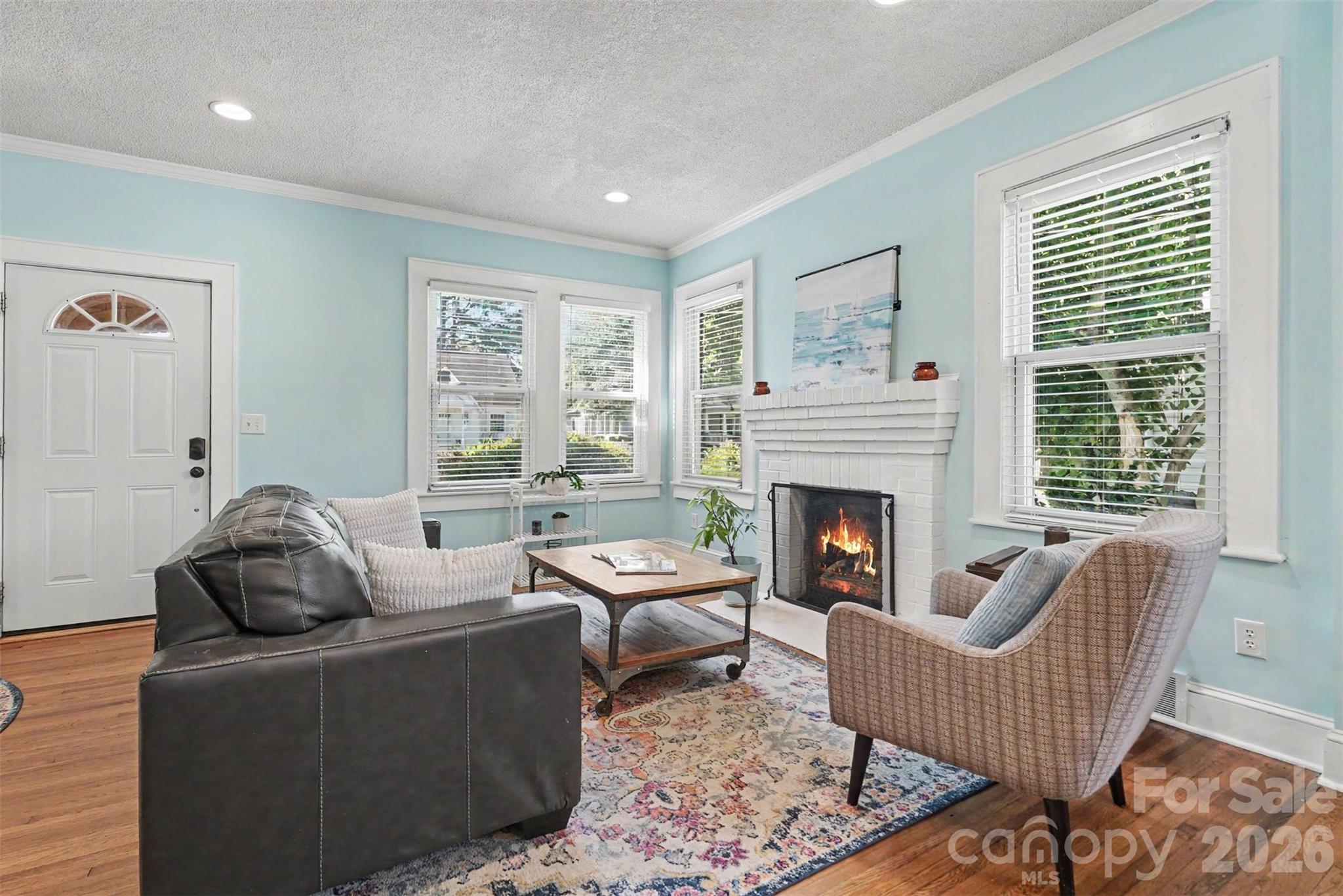 89 Hillcrest Avenue SE — Concord