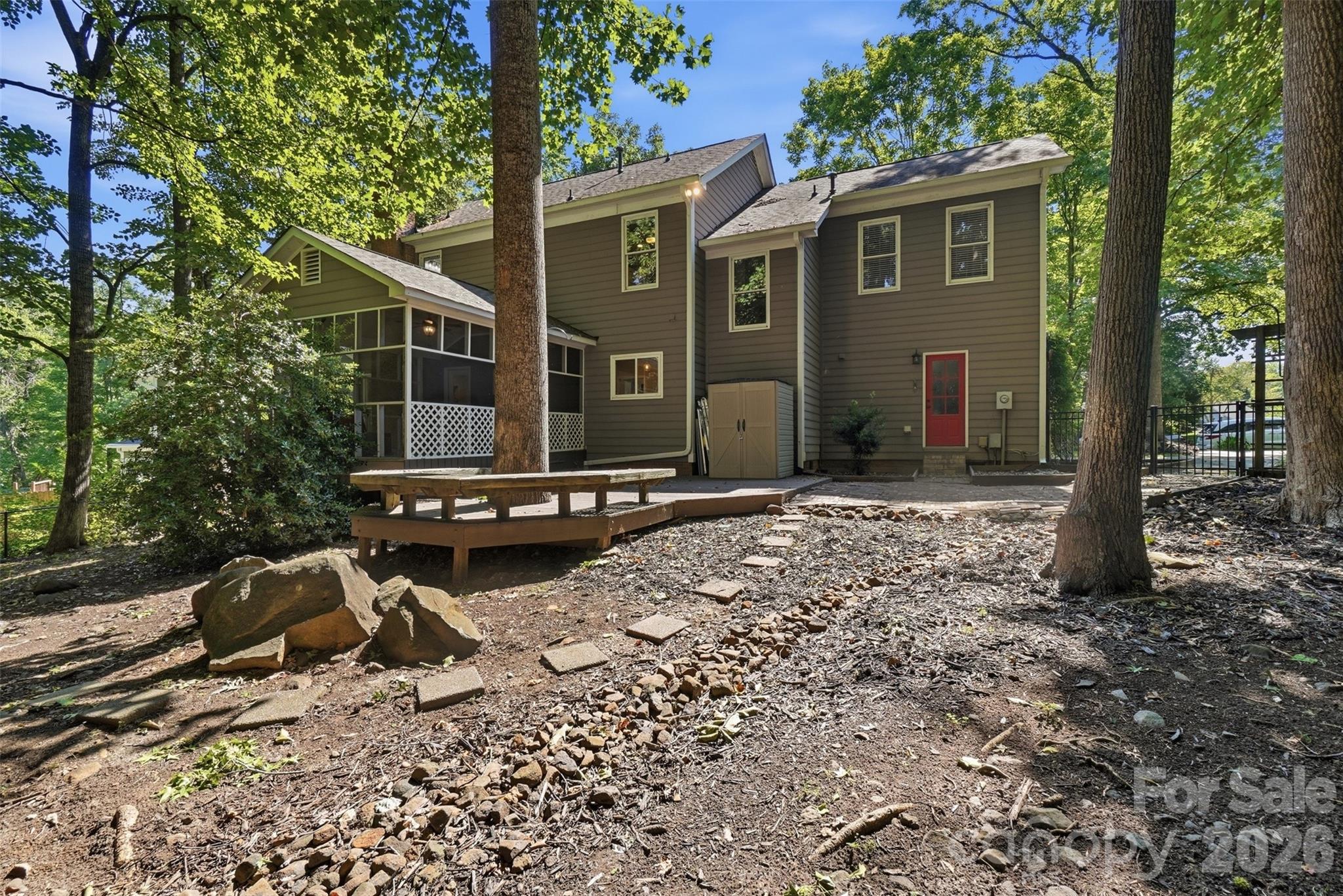 1112 Long Paw Lane — Charlotte