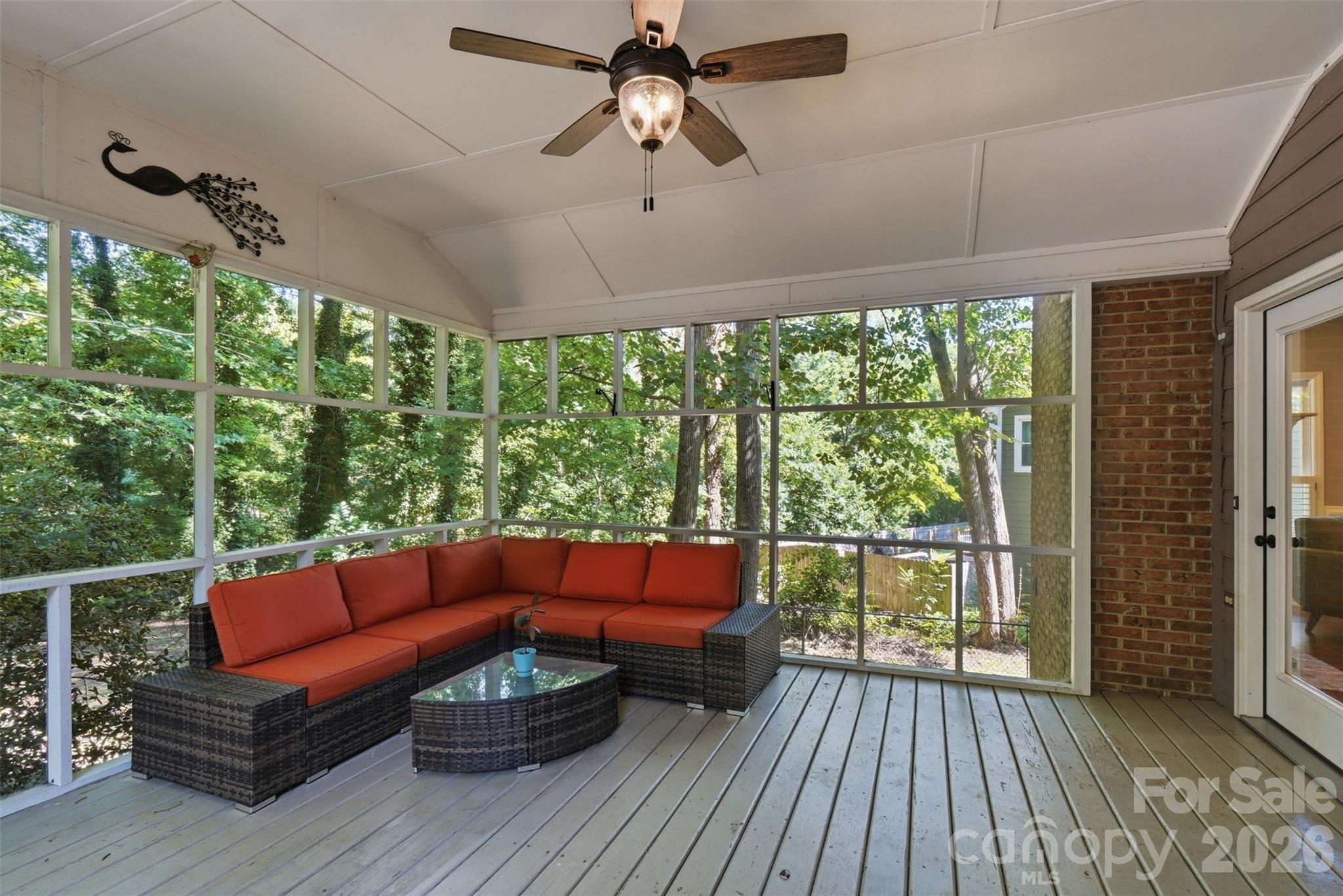 1112 Long Paw Lane — Charlotte