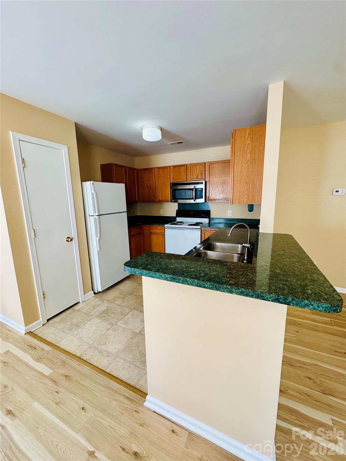 3008 Rockingham Court SW — Concord