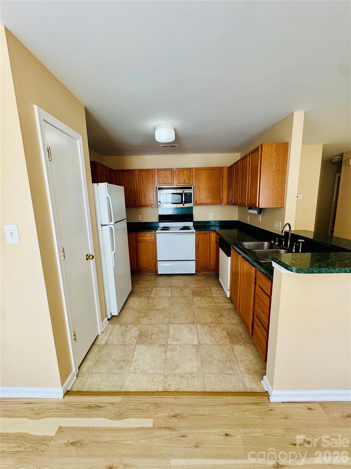 3008 Rockingham Court SW — Concord