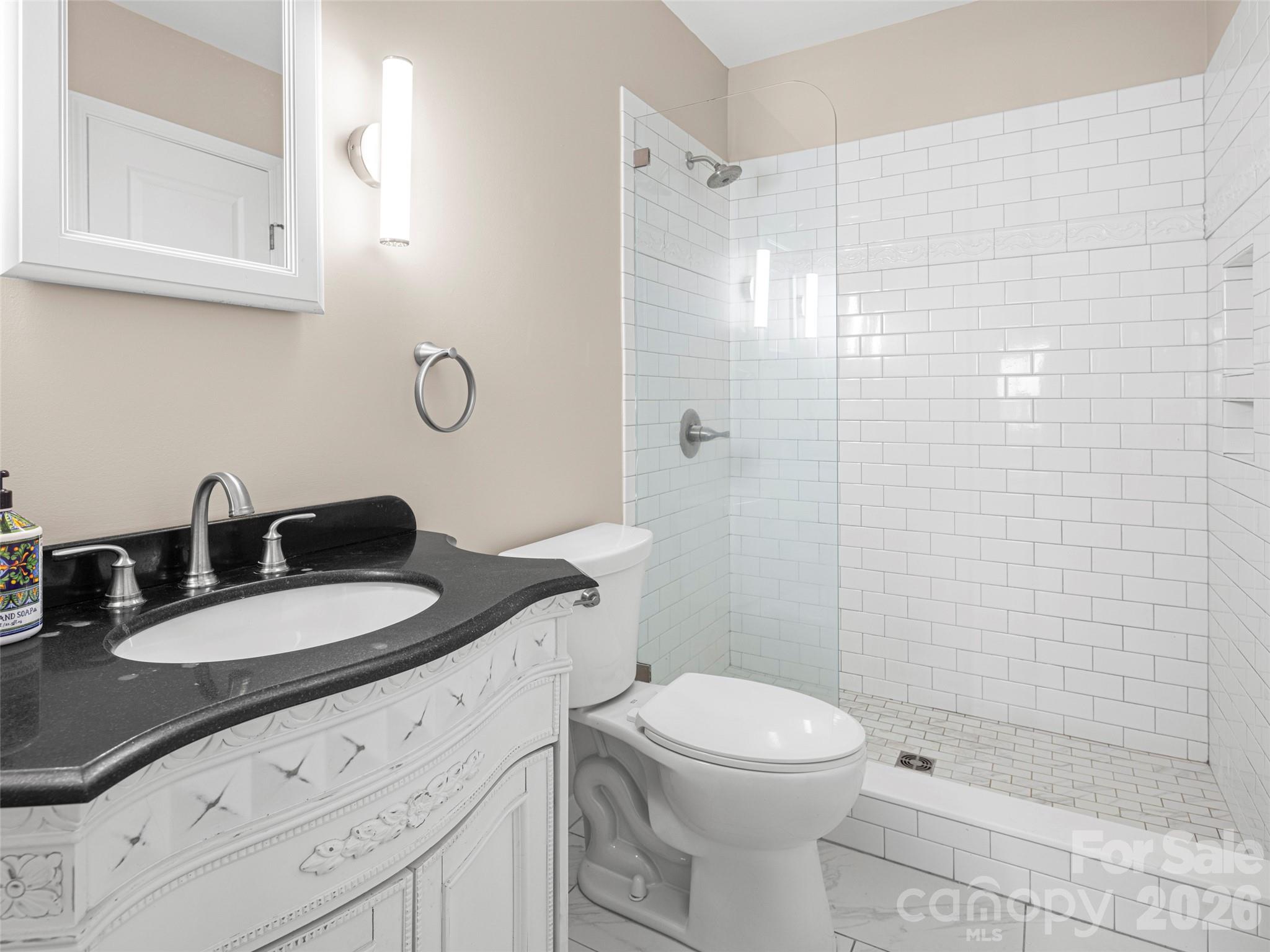 1301 Hyde Park Drive — Asheville