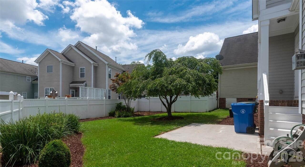 166 Water Oak Drive — Mooresville