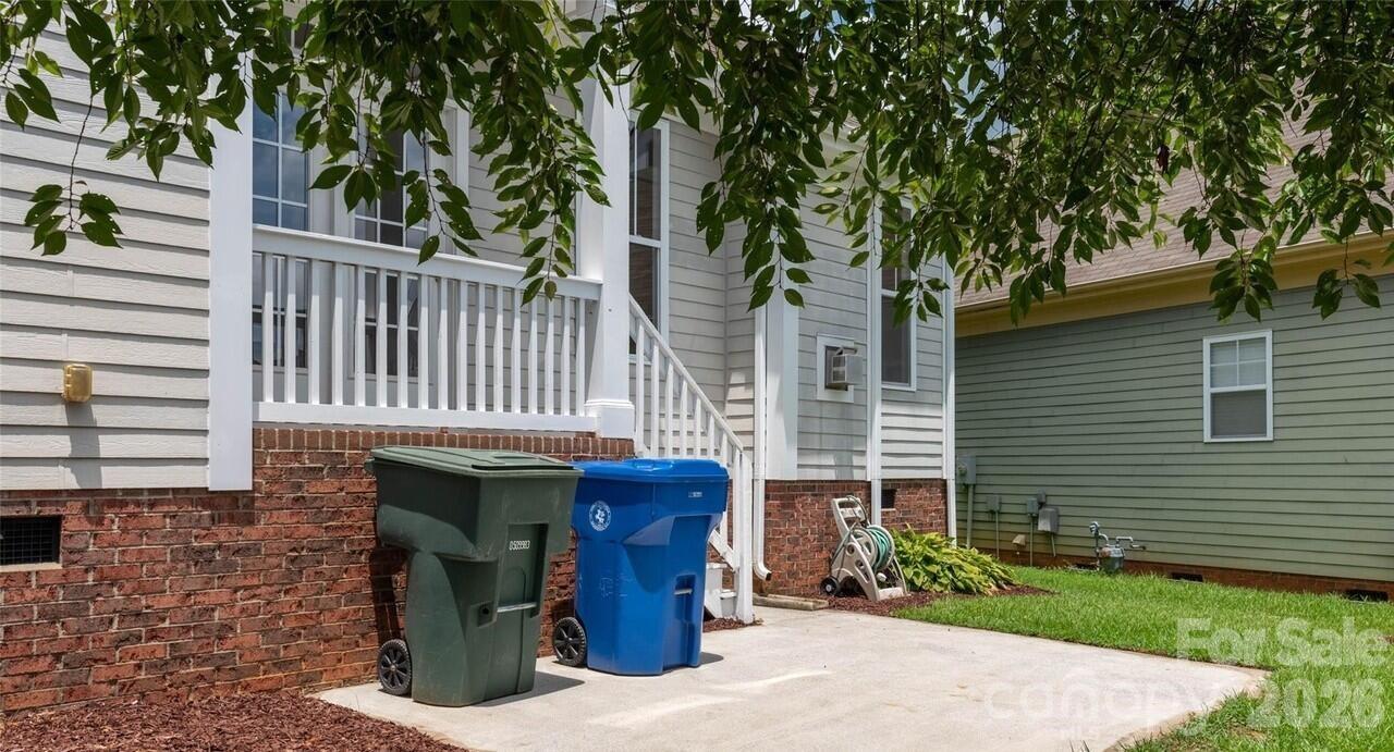 166 Water Oak Drive — Mooresville