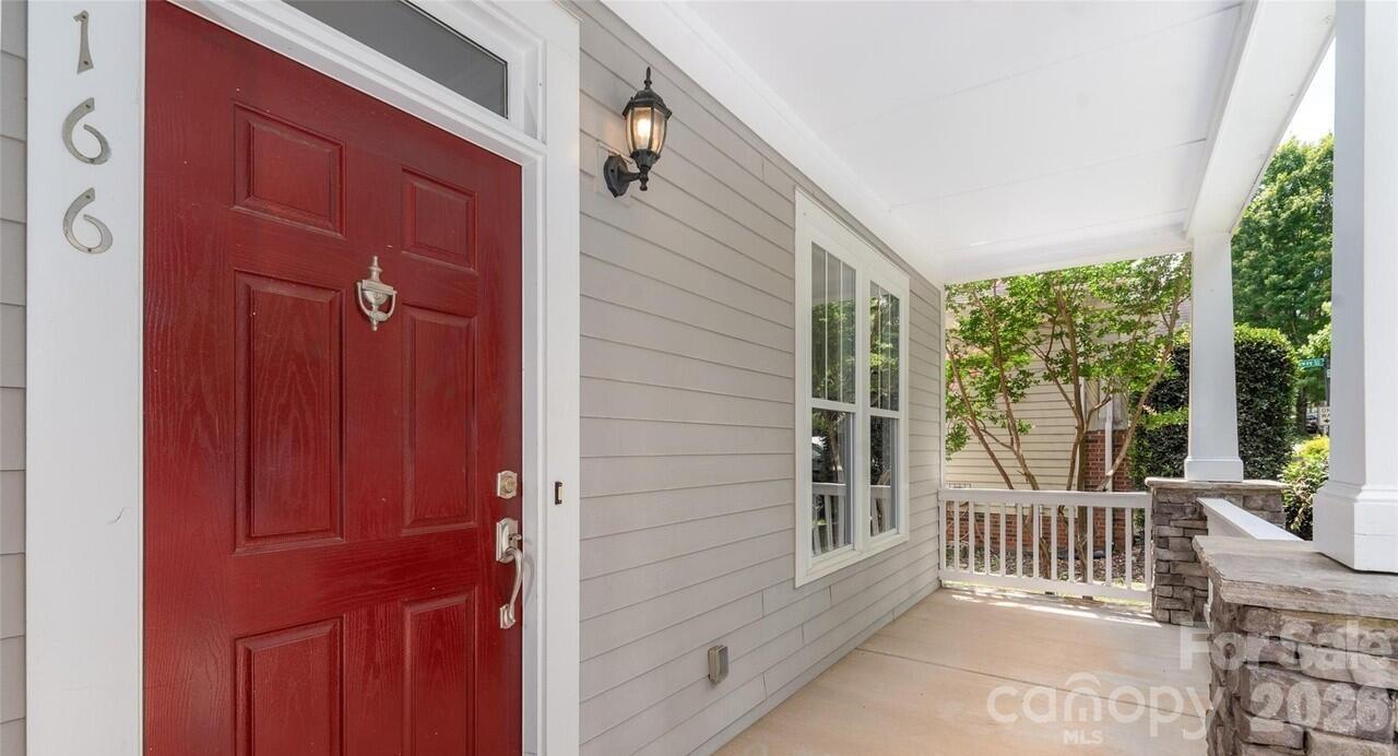 166 Water Oak Drive — Mooresville
