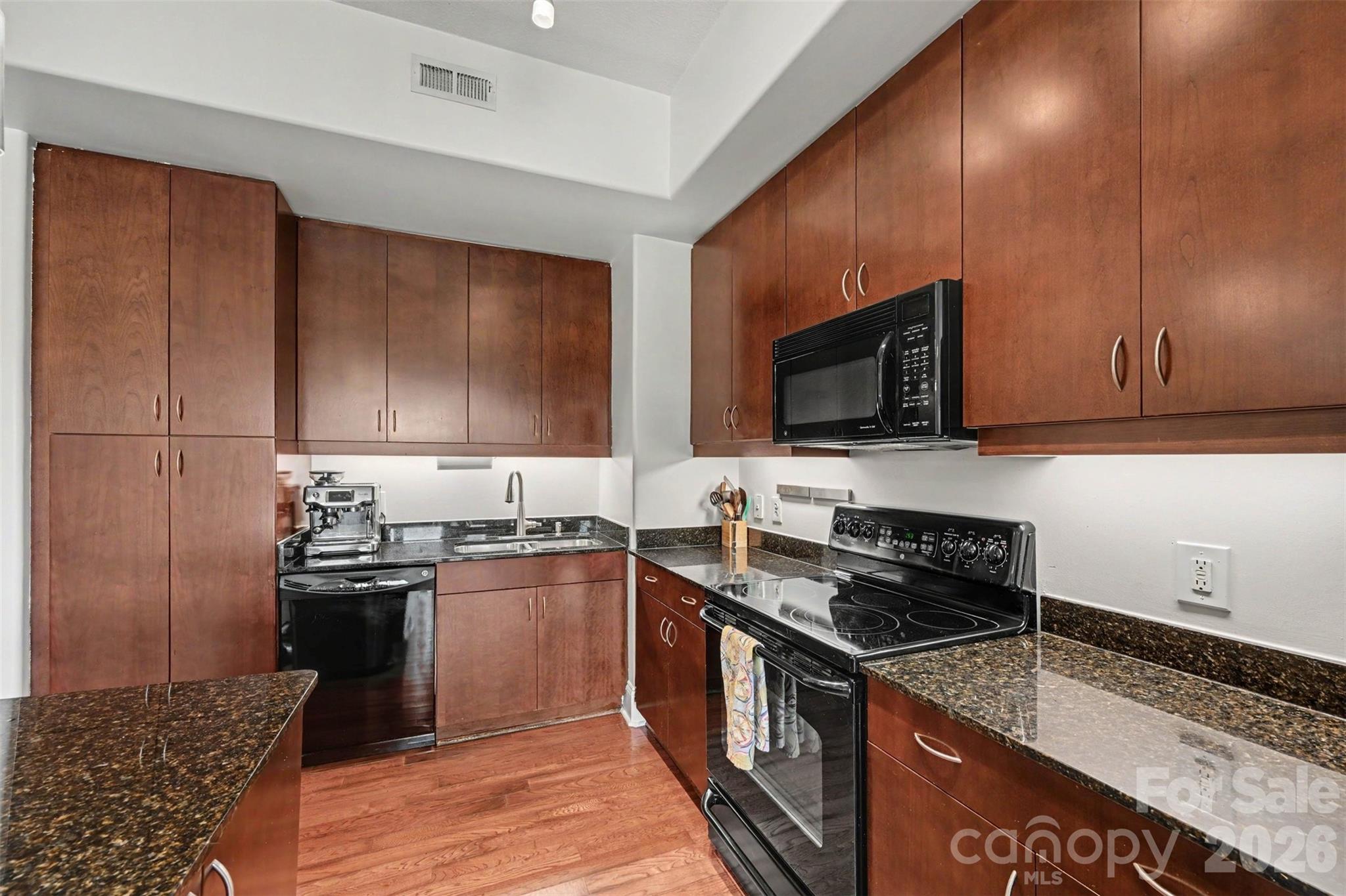 4620 Piedmont Row Drive #418 — Charlotte