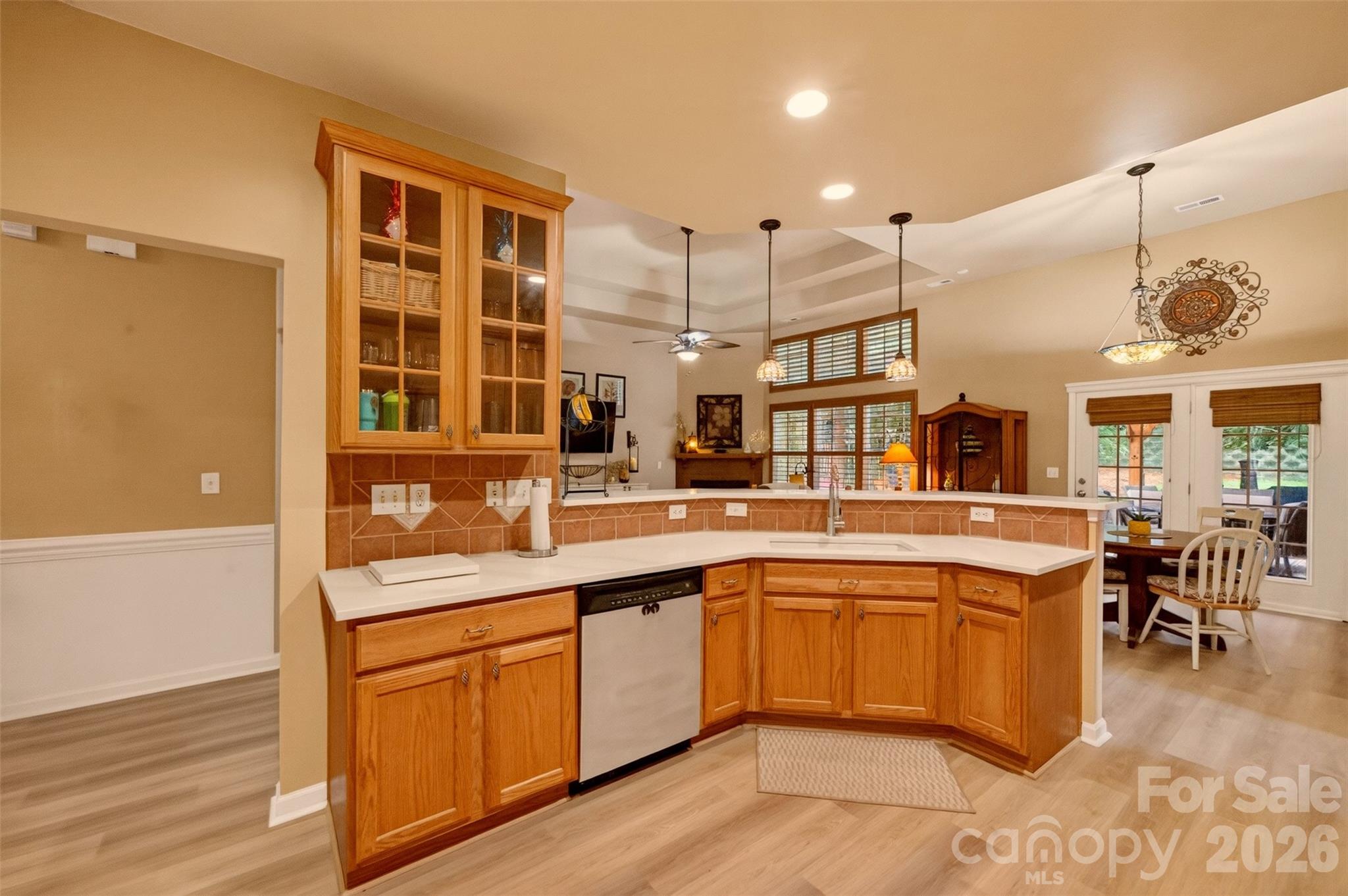 6534 Colonial Garden Drive — Huntersville