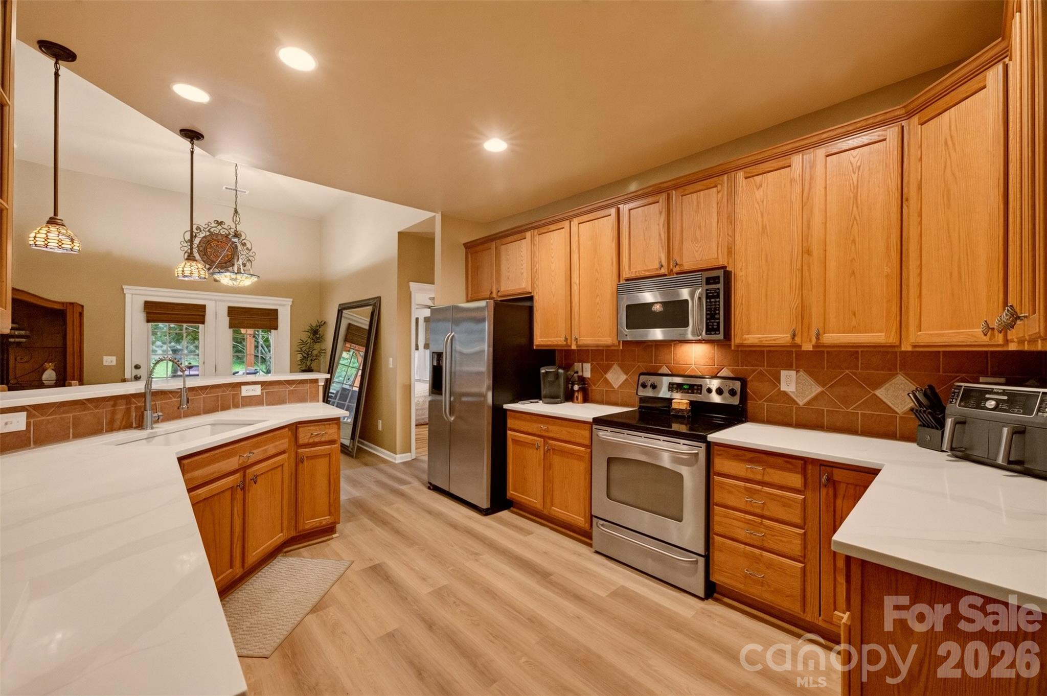 6534 Colonial Garden Drive — Huntersville