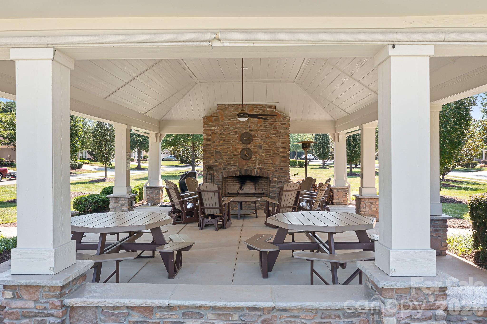 127 Brawley Point Circle — Mooresville