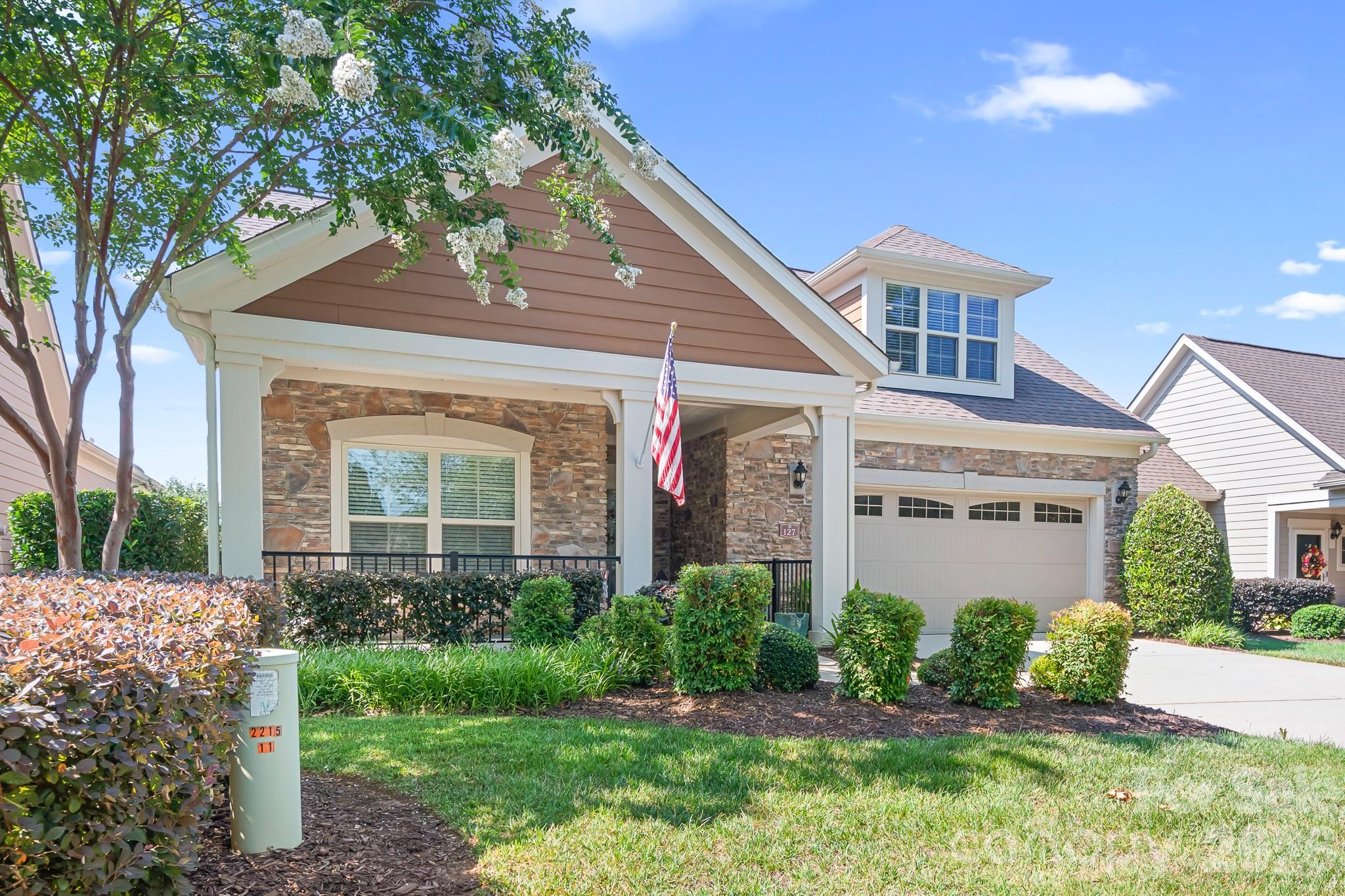 127 Brawley Point Circle — Mooresville