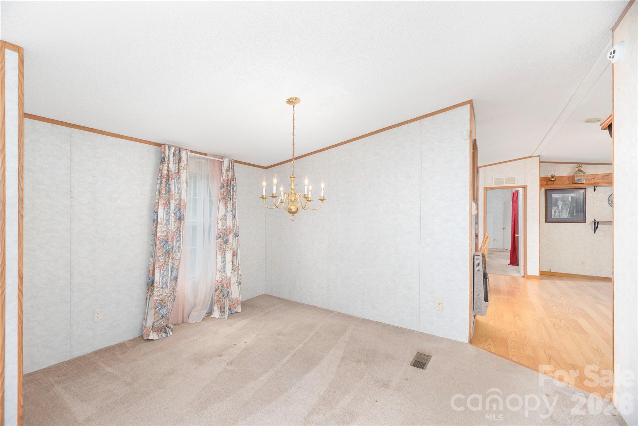 992 Brickyard Road — Horse Shoe