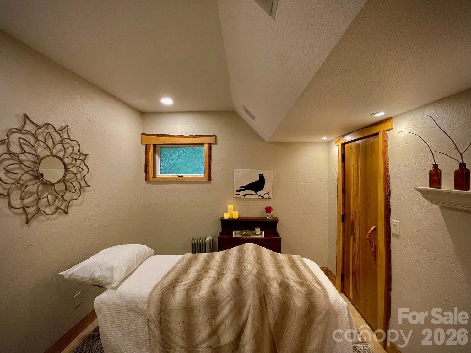 700 Norton Fork Road — Hot Springs