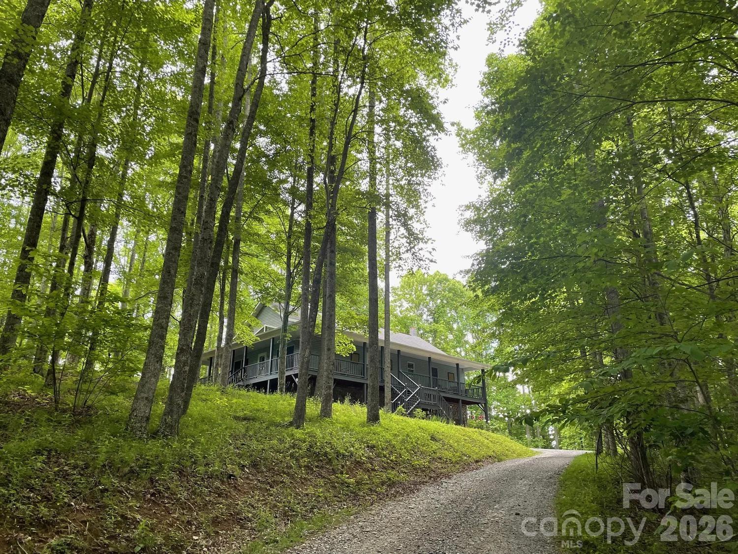 700 Norton Fork Road — Hot Springs