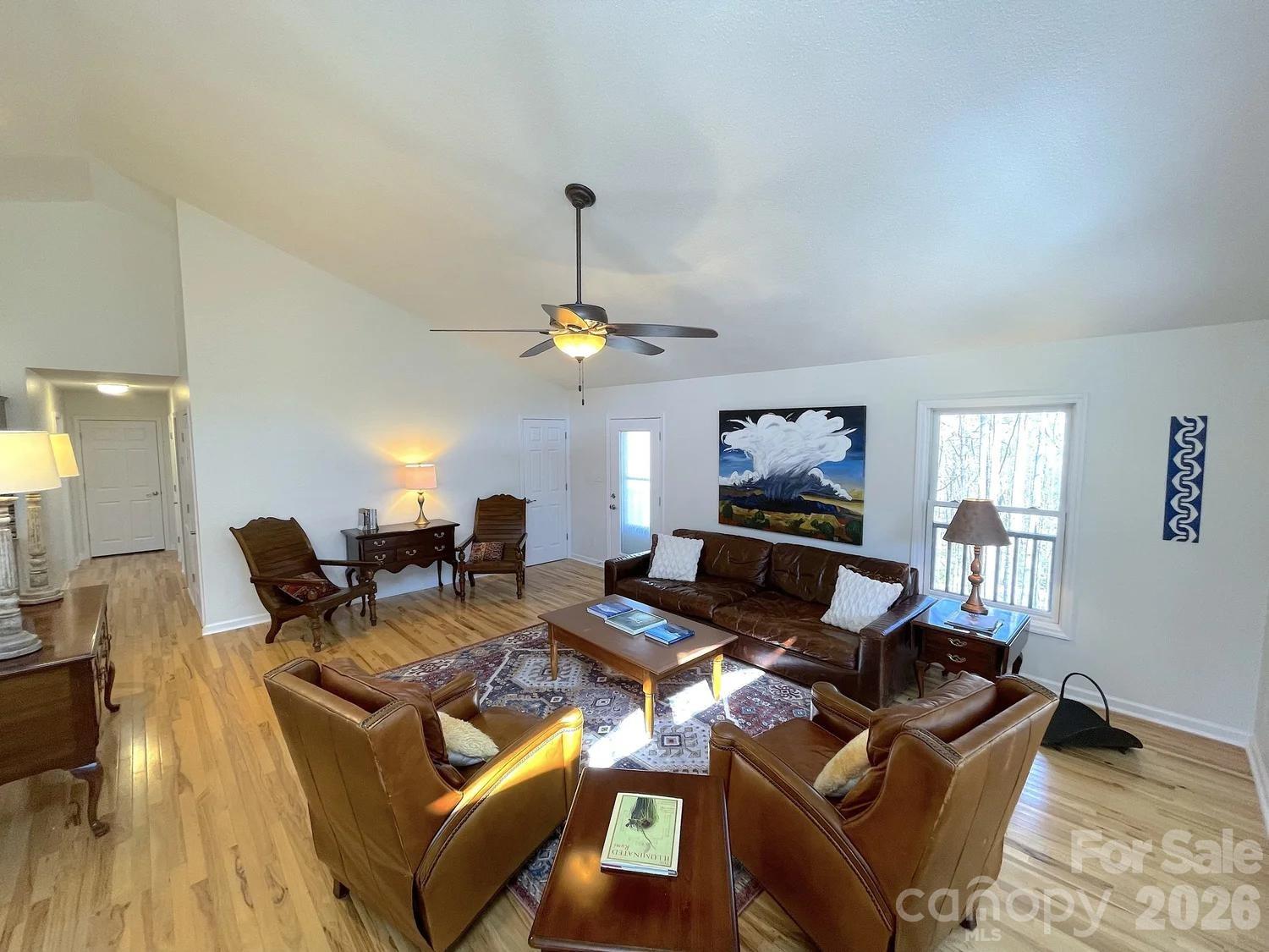 700 Norton Fork Road — Hot Springs