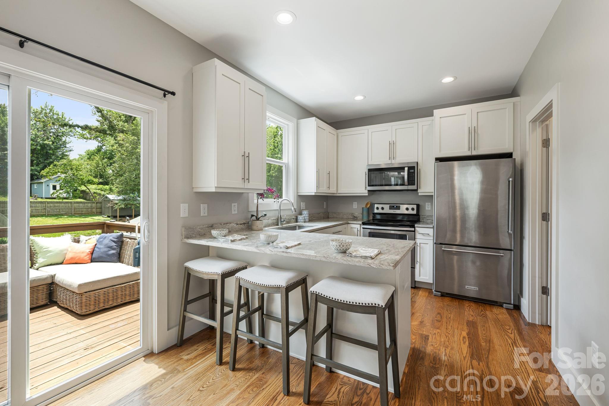 81 Bellevue Road — Asheville